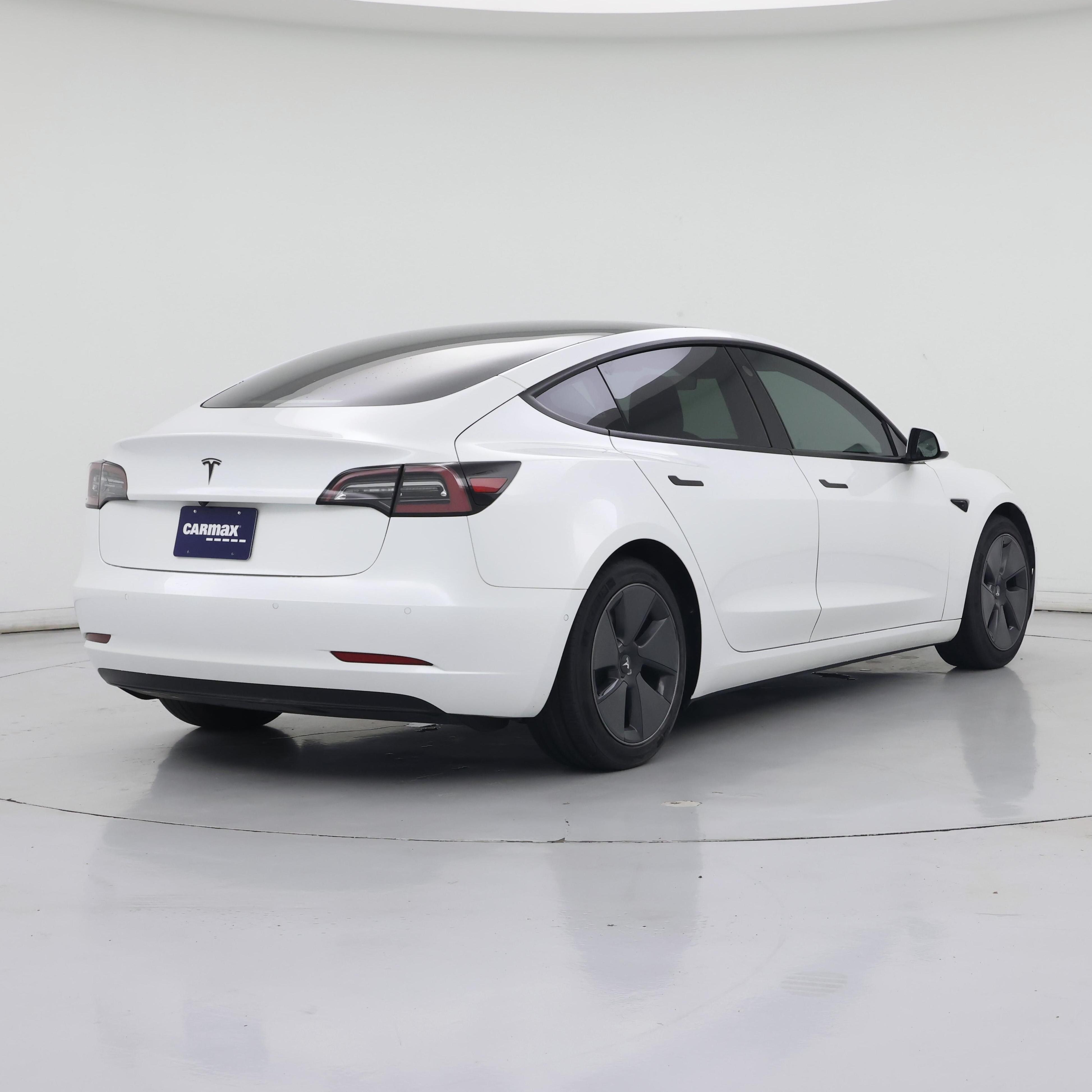 Thumbnail: 2021 Tesla Model 3 - 8