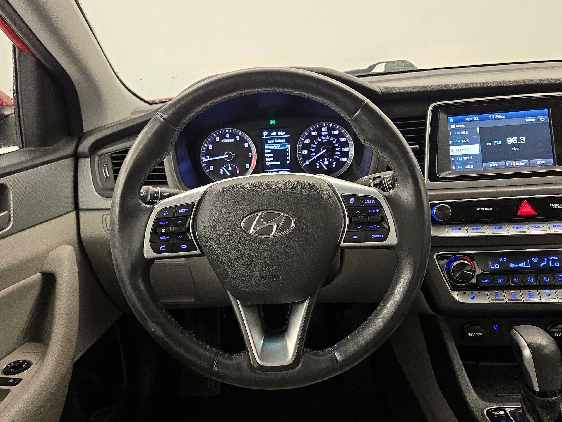 Thumbnail: 2019 Hyundai Sonata - 10