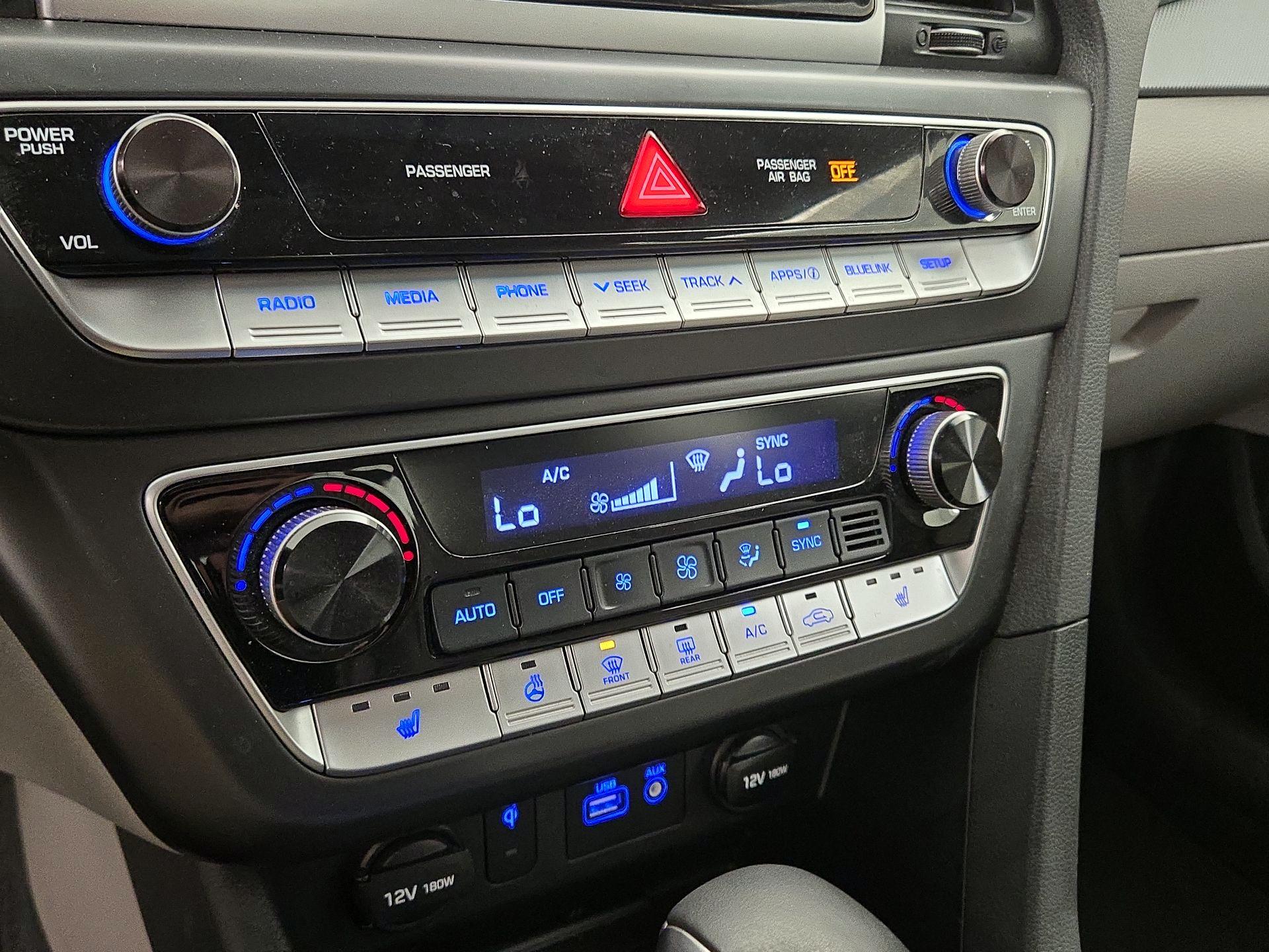 Thumbnail: 2019 Hyundai Sonata - 16