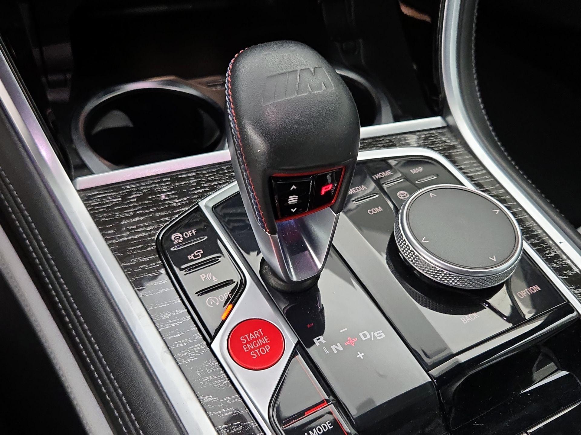 Thumbnail: 2020 BMW M8 - 18