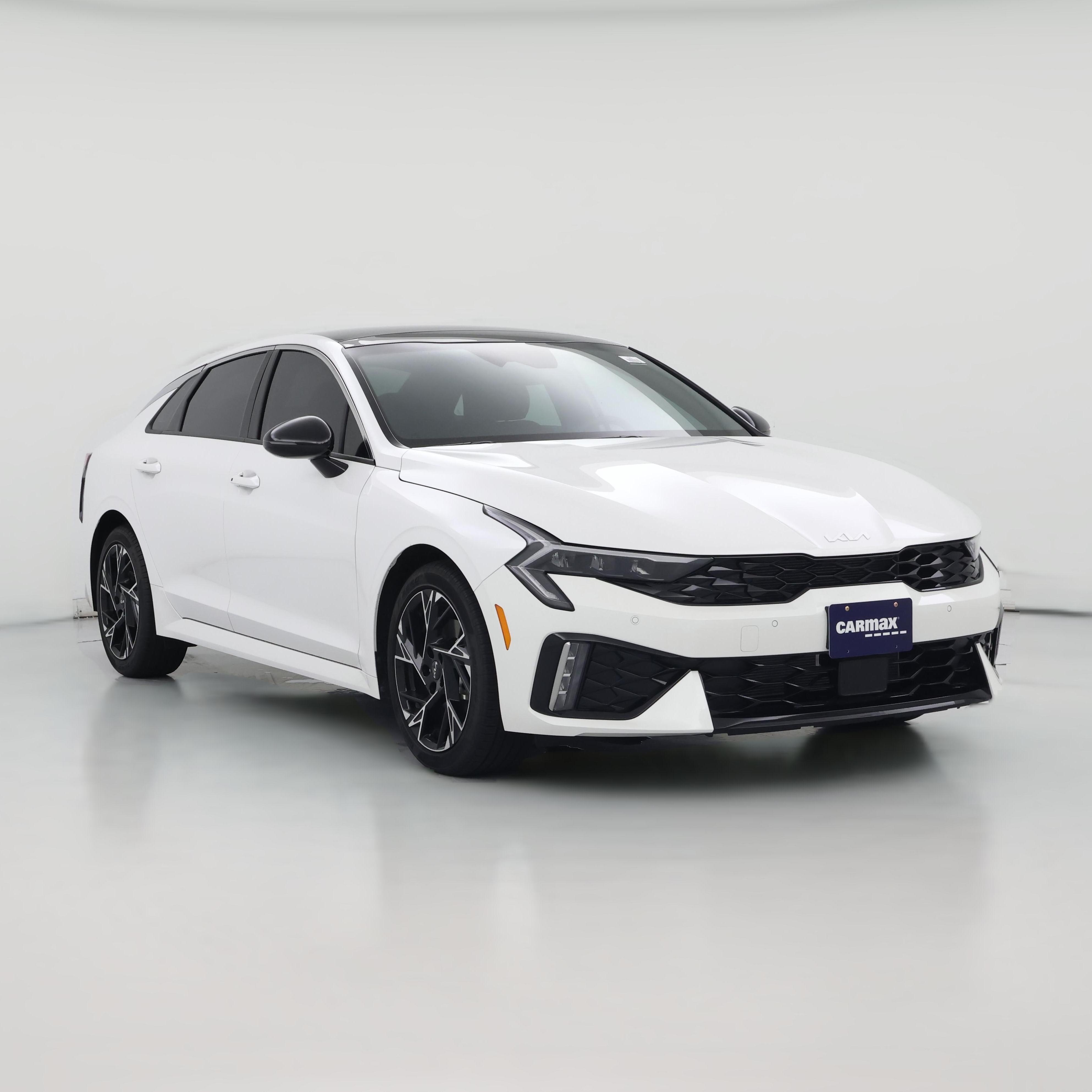 Thumbnail: 2025 Kia K5 - 1