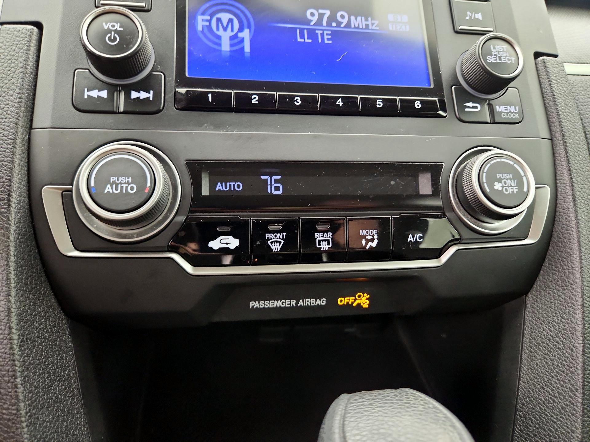 Thumbnail: 2016 Honda Civic - 16