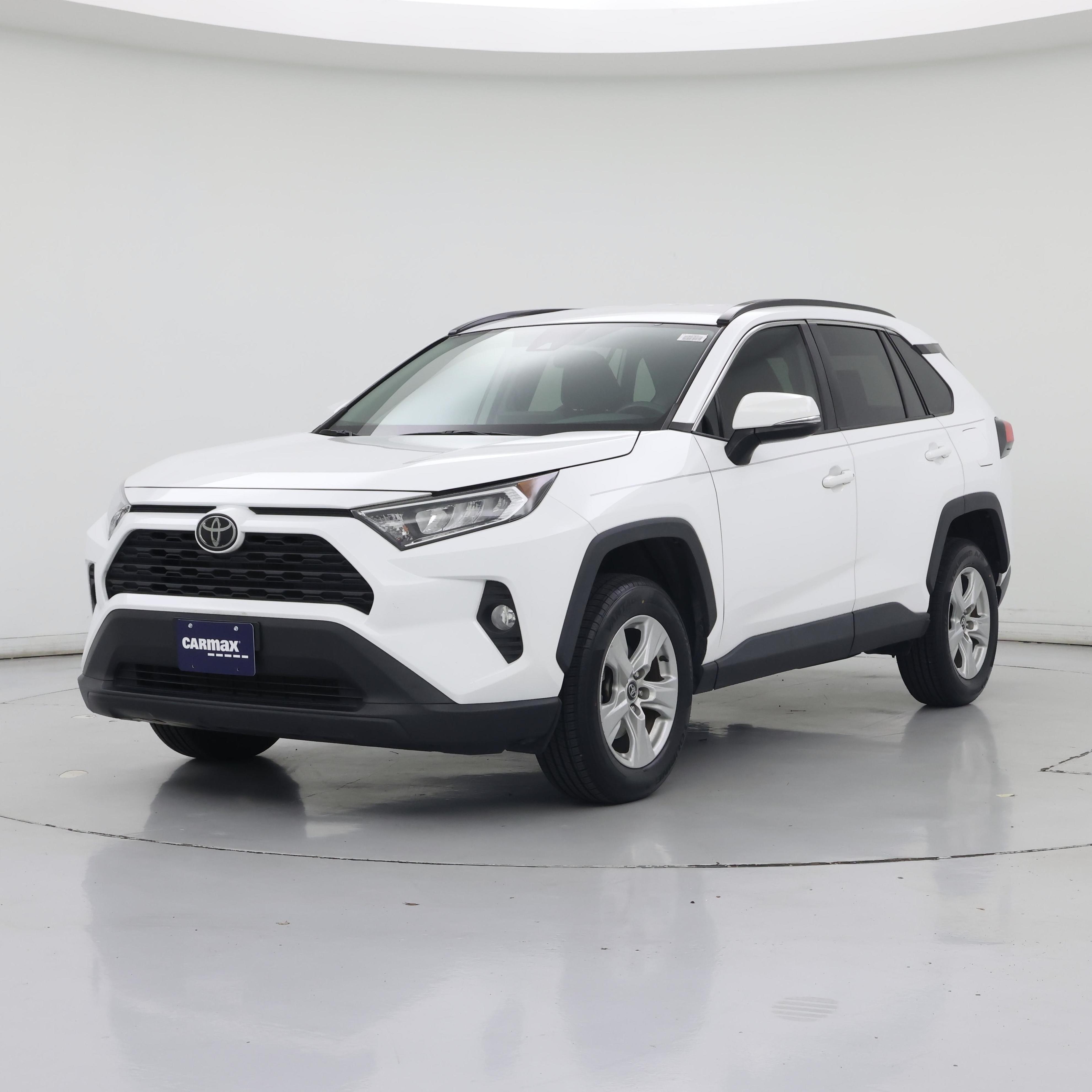 Thumbnail: 2021 Toyota RAV4 - 4