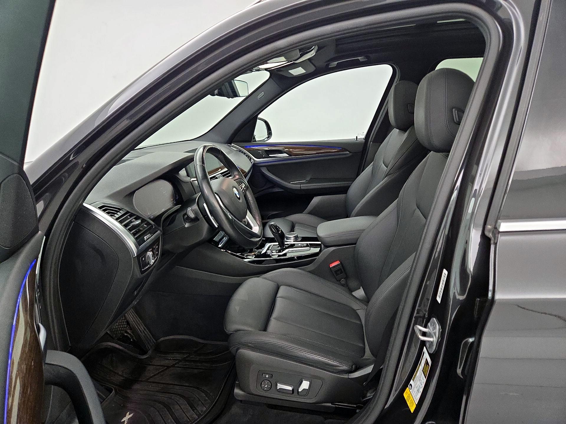 Thumbnail: 2021 BMW X3 - 11