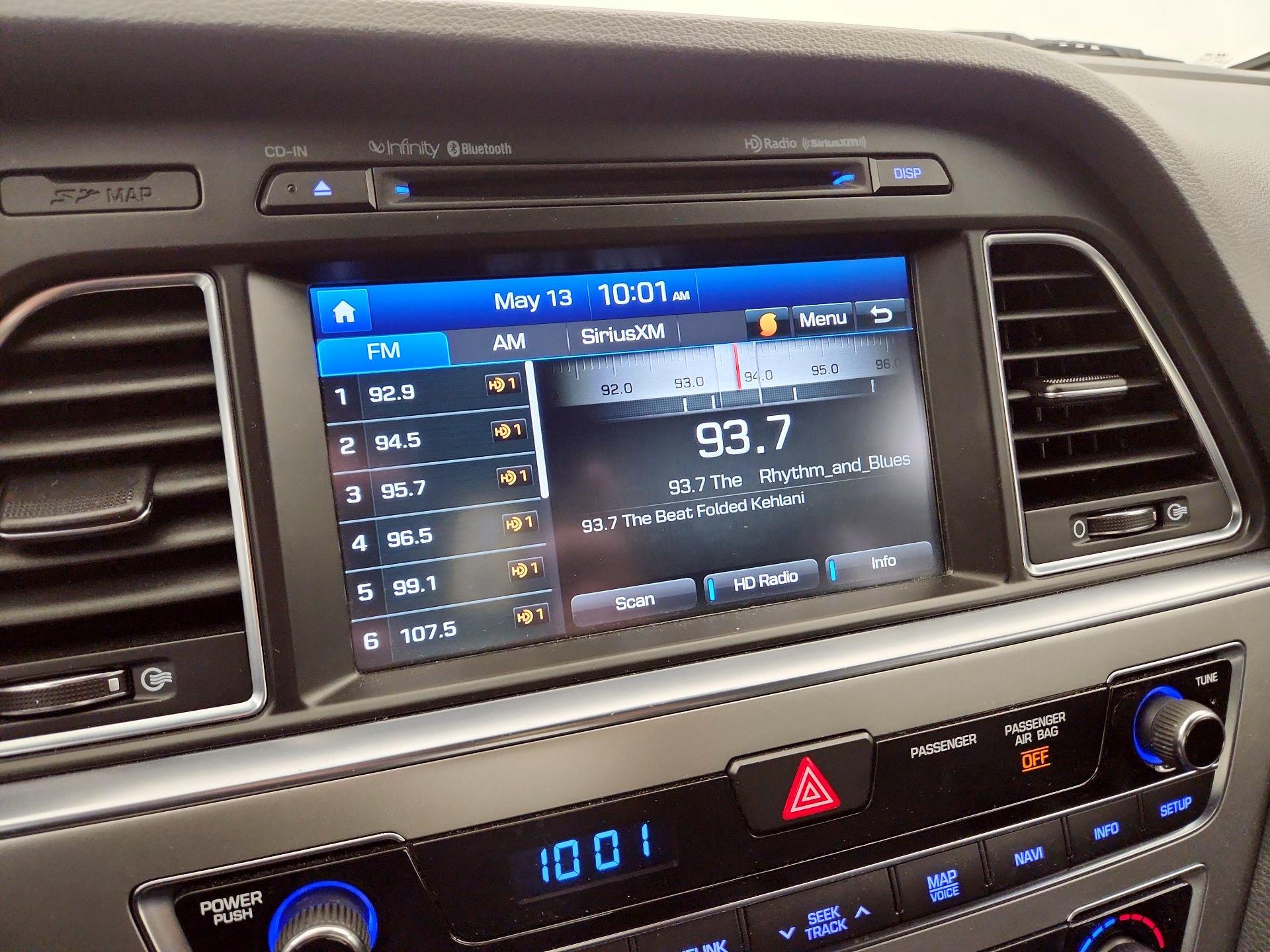 Thumbnail: 2015 Hyundai Sonata - 16