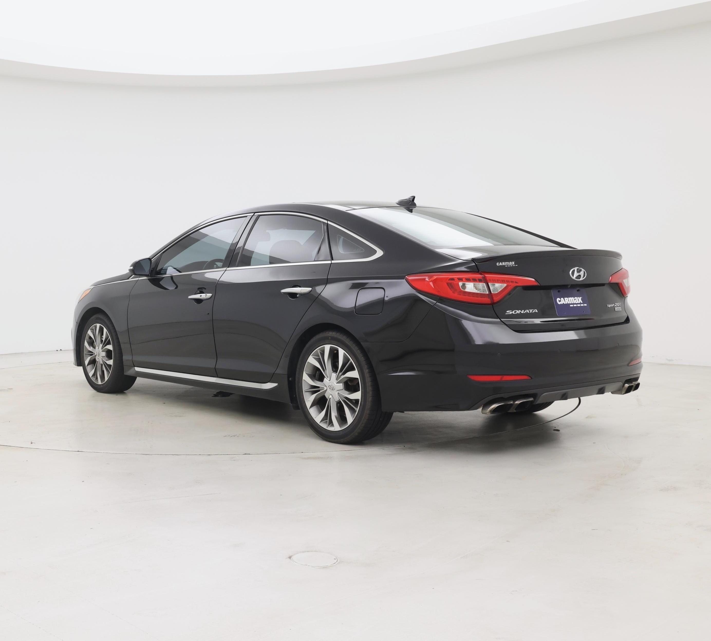 Thumbnail: 2015 Hyundai Sonata - 2