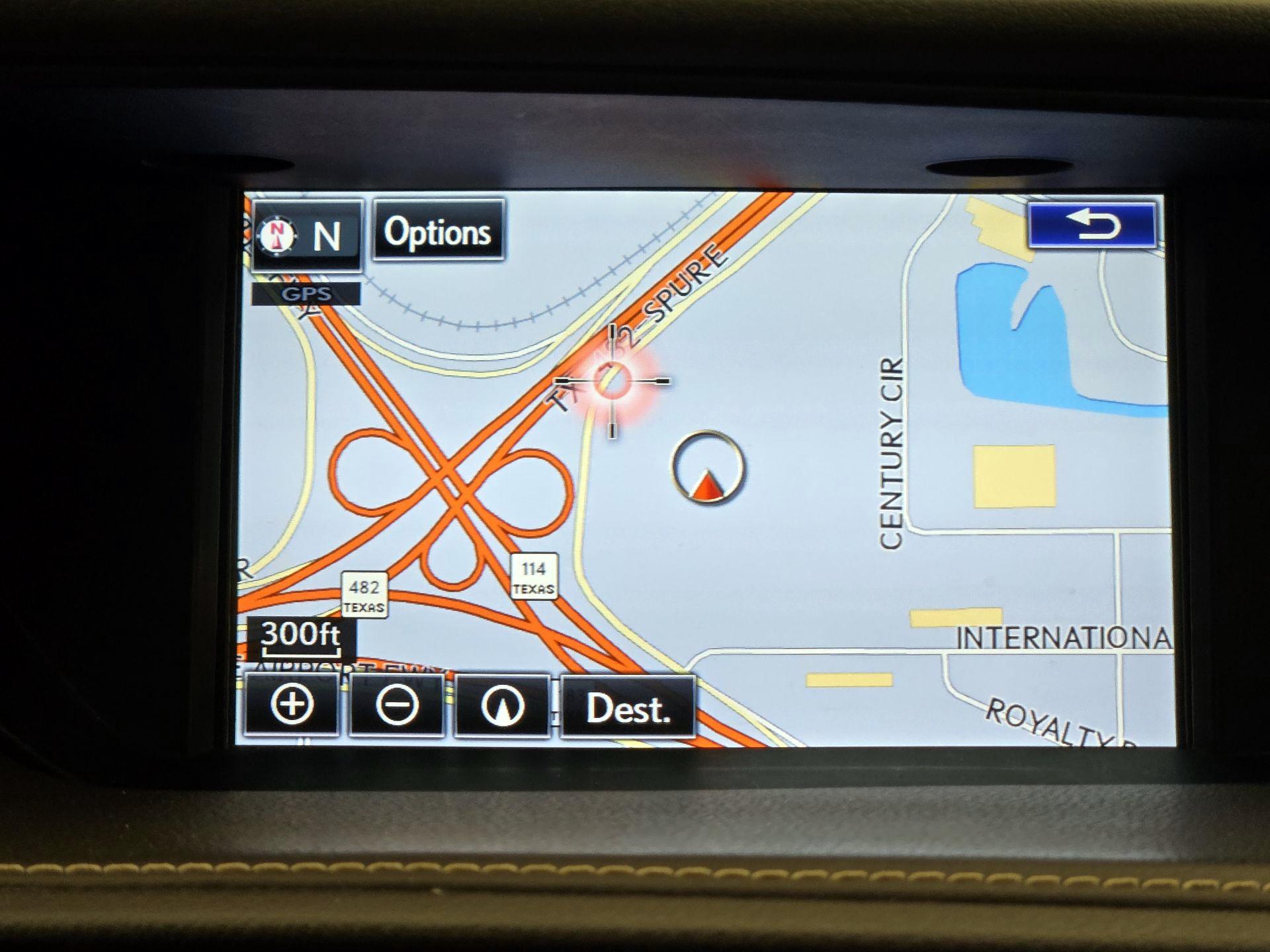 Thumbnail: 2016 Lexus ES - 14