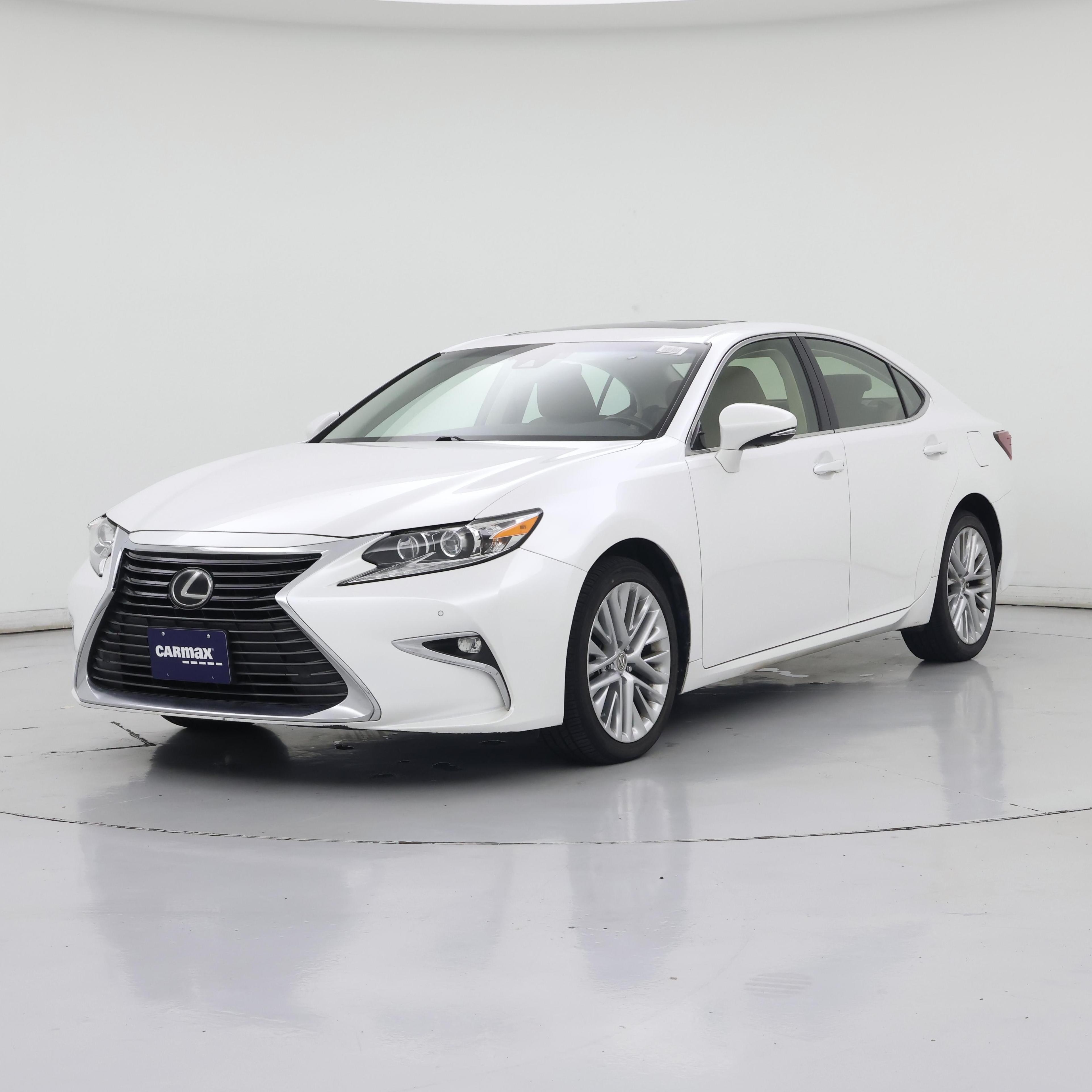 Thumbnail: 2016 Lexus ES - 4