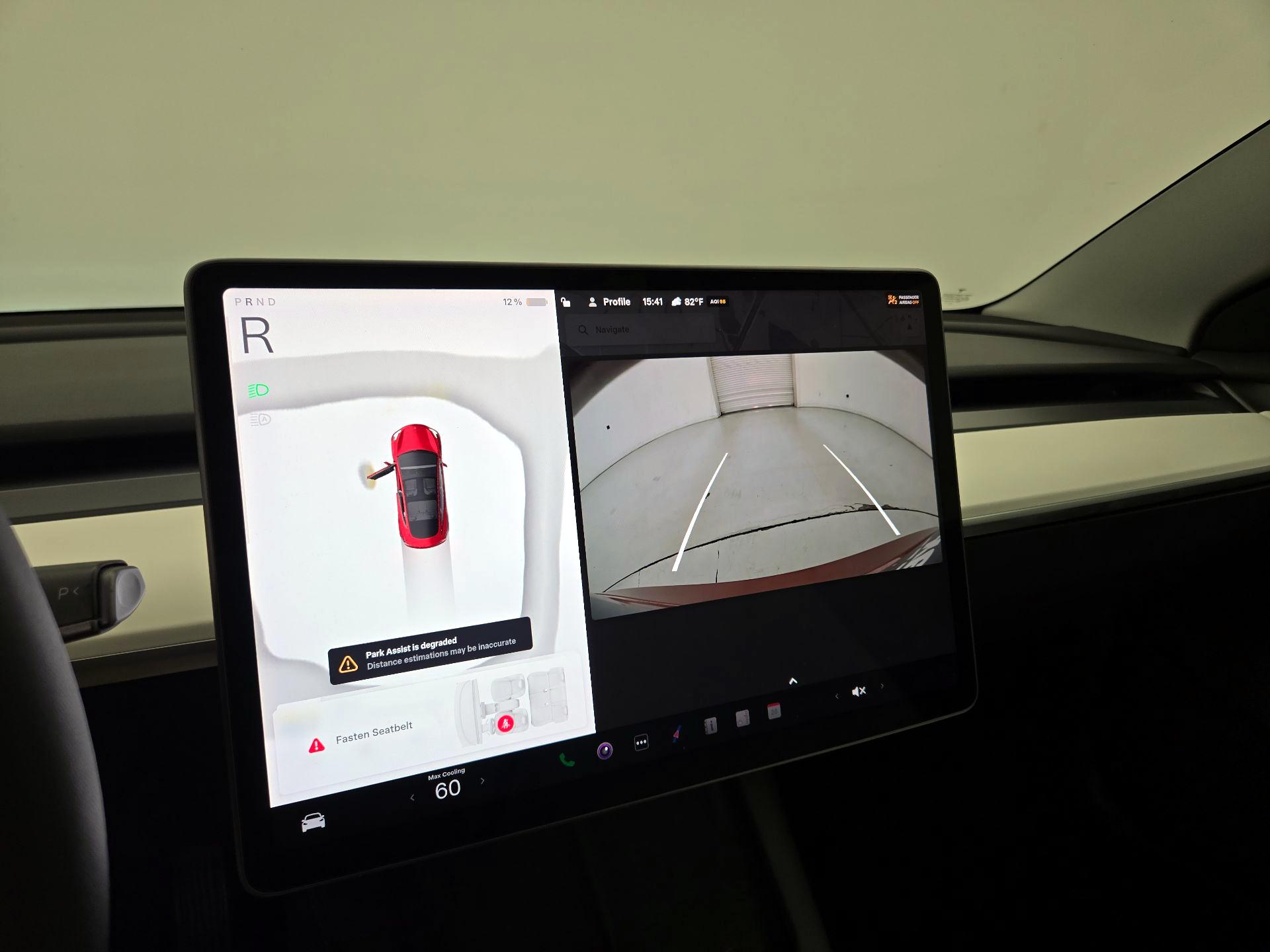Thumbnail: 2022 Tesla Model 3 - 14