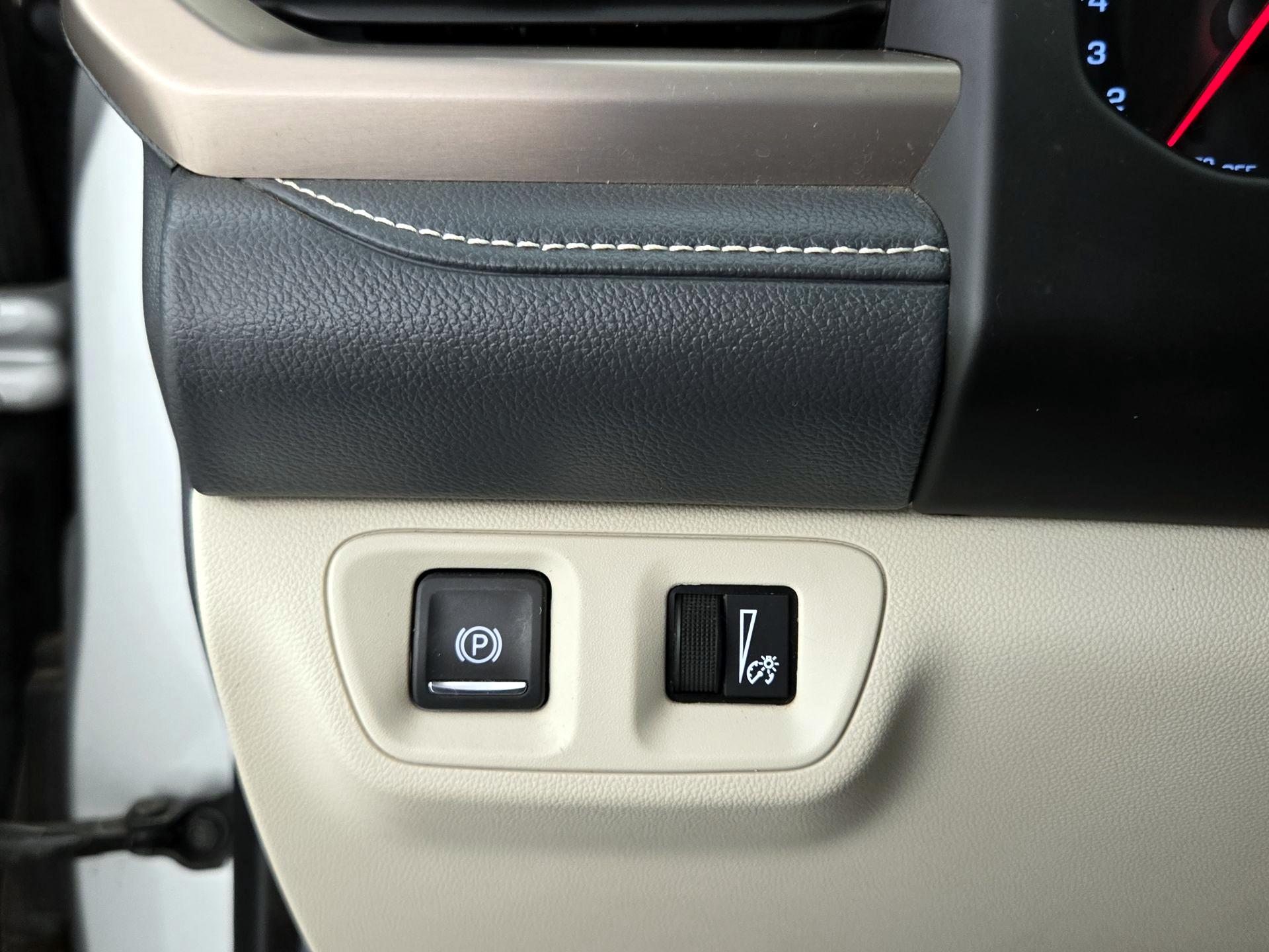 Thumbnail: 2020 GMC Acadia - 13