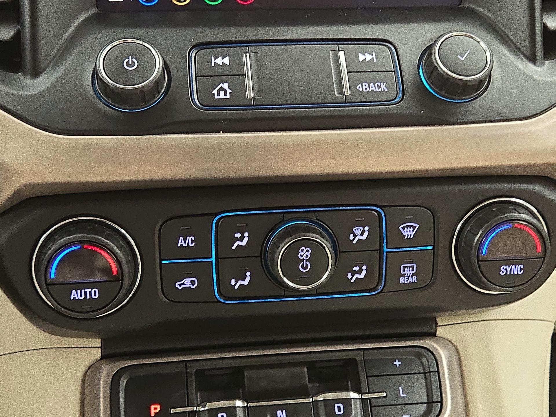 Thumbnail: 2020 GMC Acadia - 17