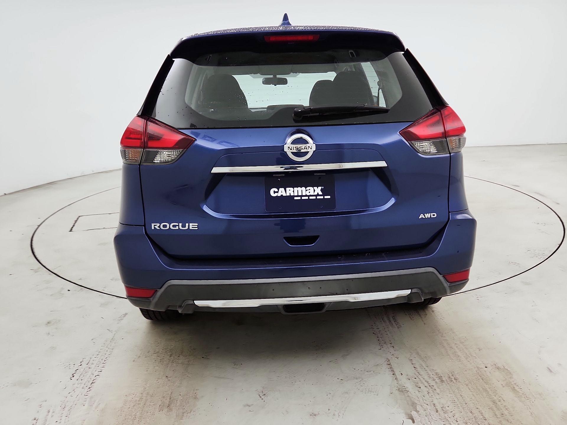 Thumbnail: 2017 Nissan Rogue - 6