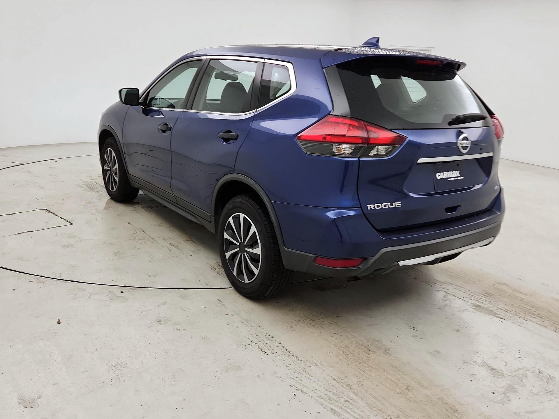 Thumbnail: 2017 Nissan Rogue - 7