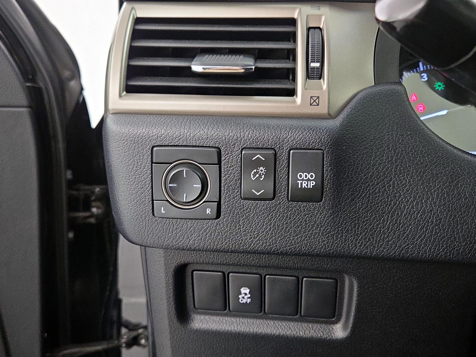 Thumbnail: 2018 Lexus GX - 13
