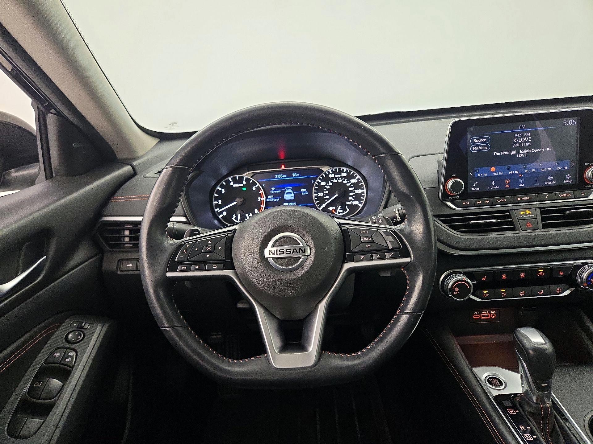 Thumbnail: 2020 Nissan Altima - 10