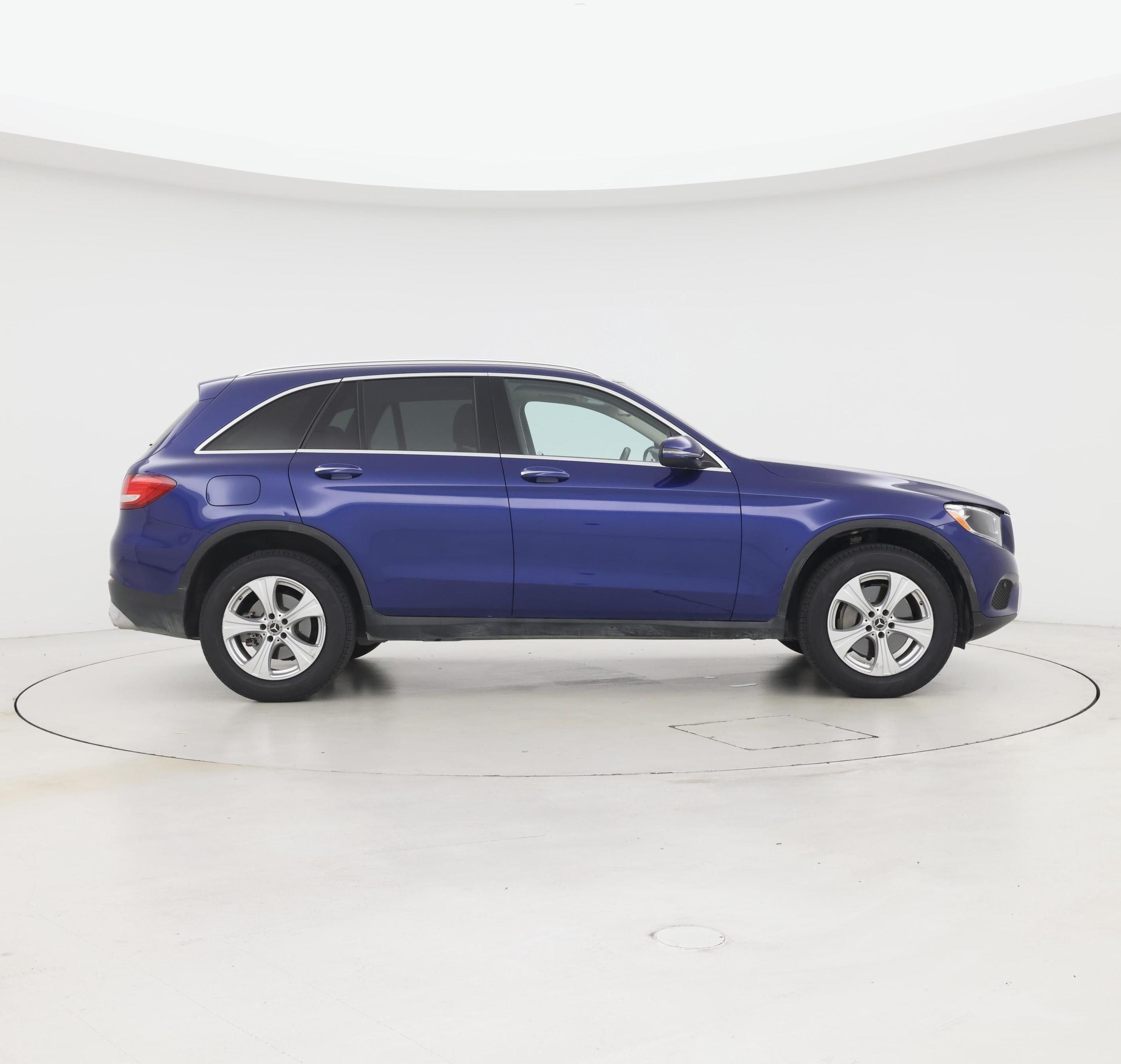Thumbnail: 2018 Mercedes-Benz GLC - 7