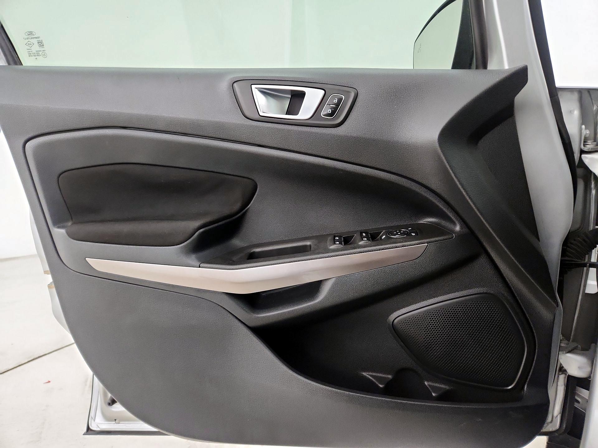 Thumbnail: 2019 Ford EcoSport - 12