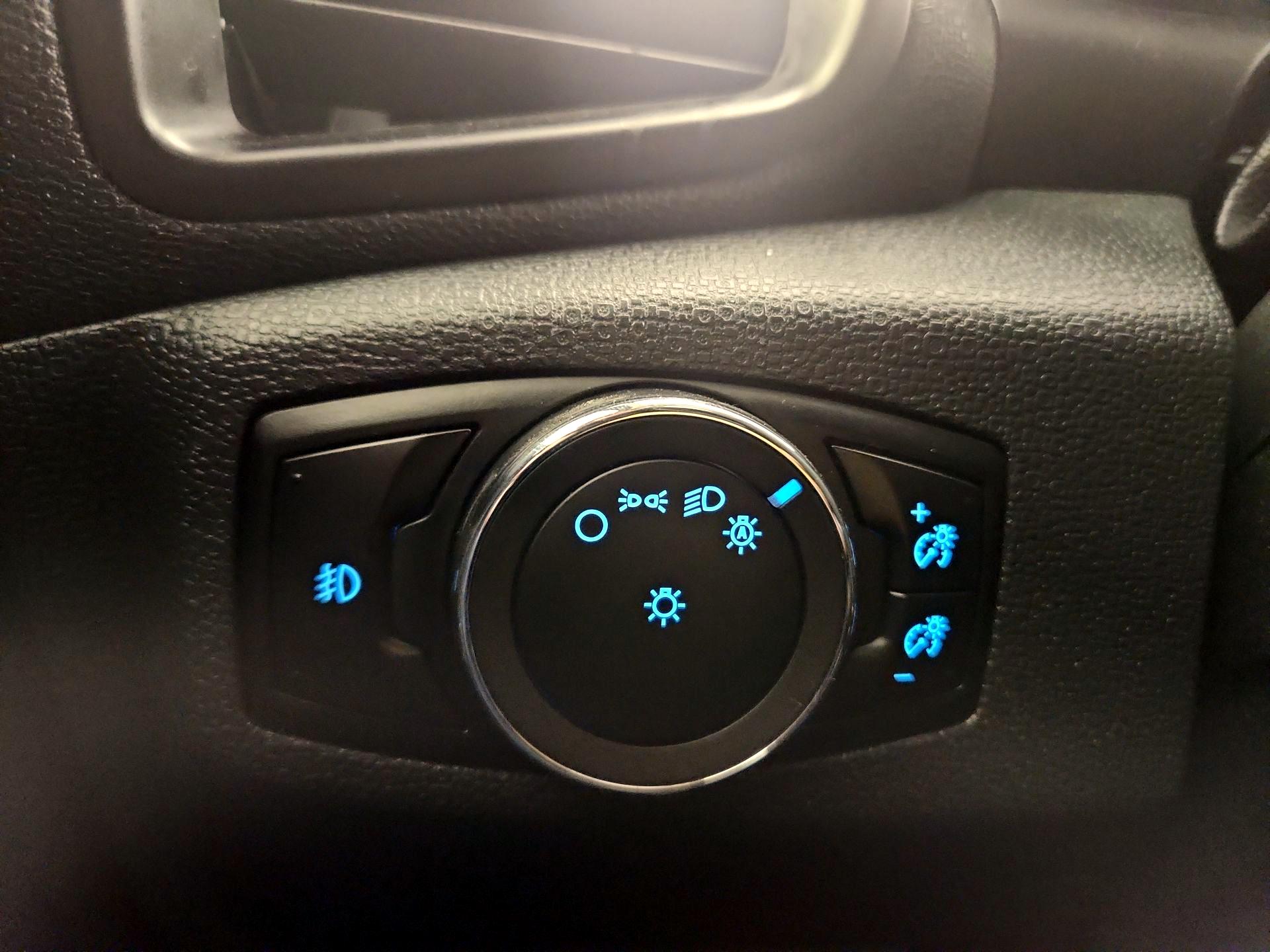 Thumbnail: 2019 Ford EcoSport - 13