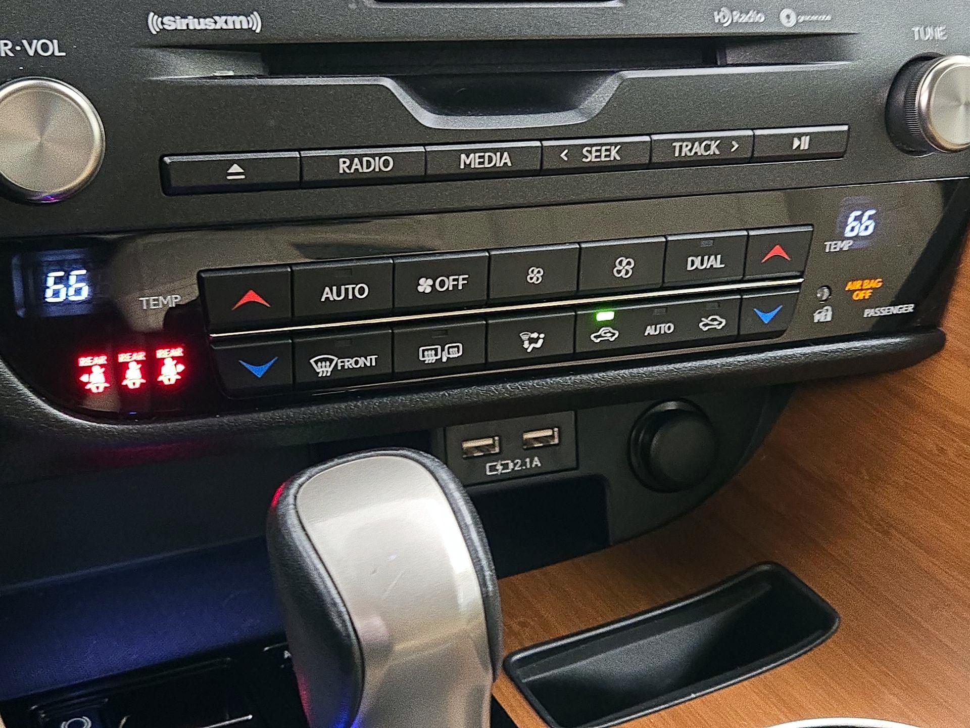 Thumbnail: 2021 Lexus RX - 17