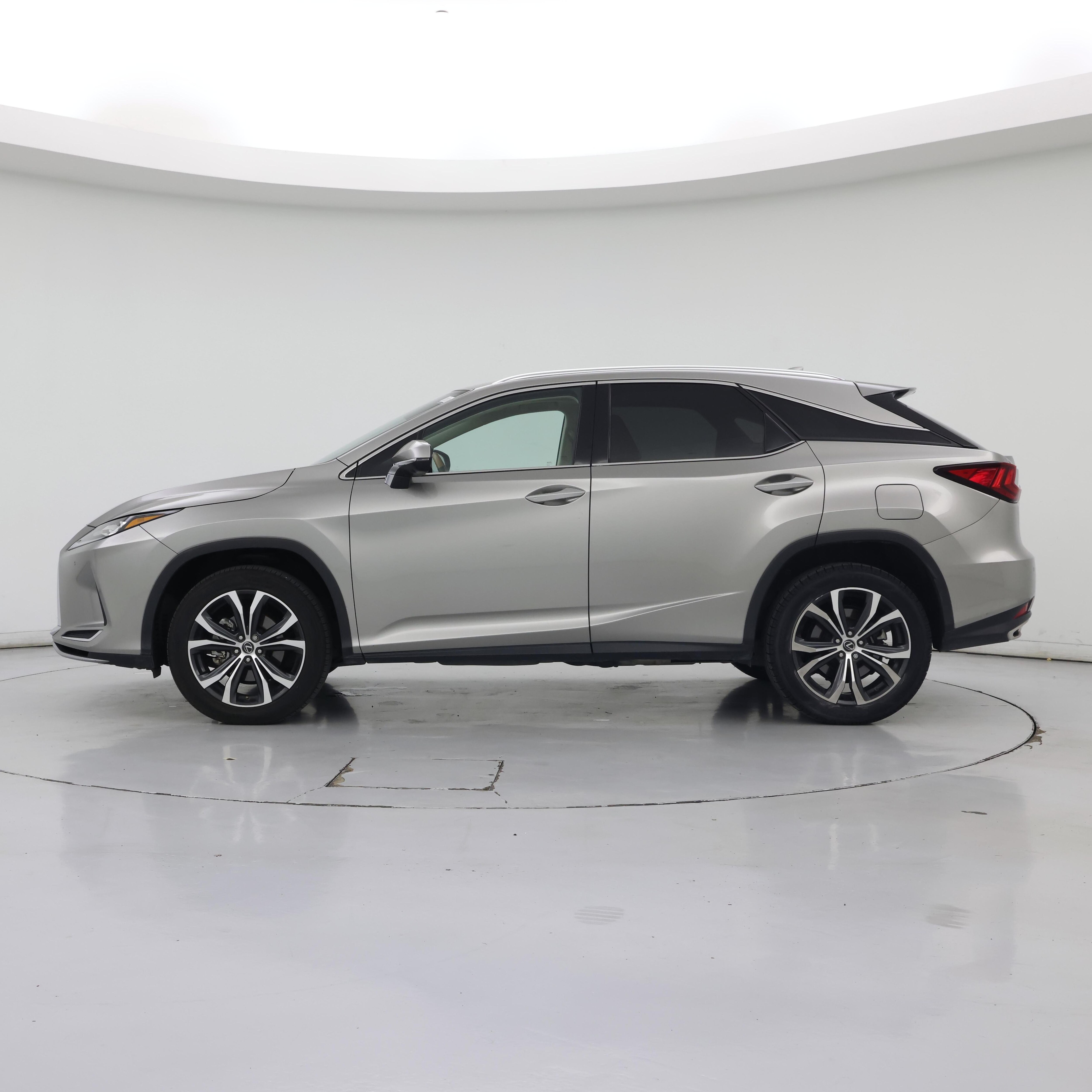 Thumbnail: 2021 Lexus RX - 3