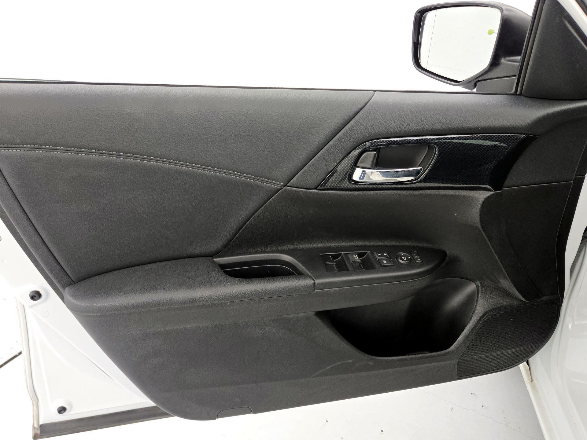 Thumbnail: 2014 Honda Accord - 12