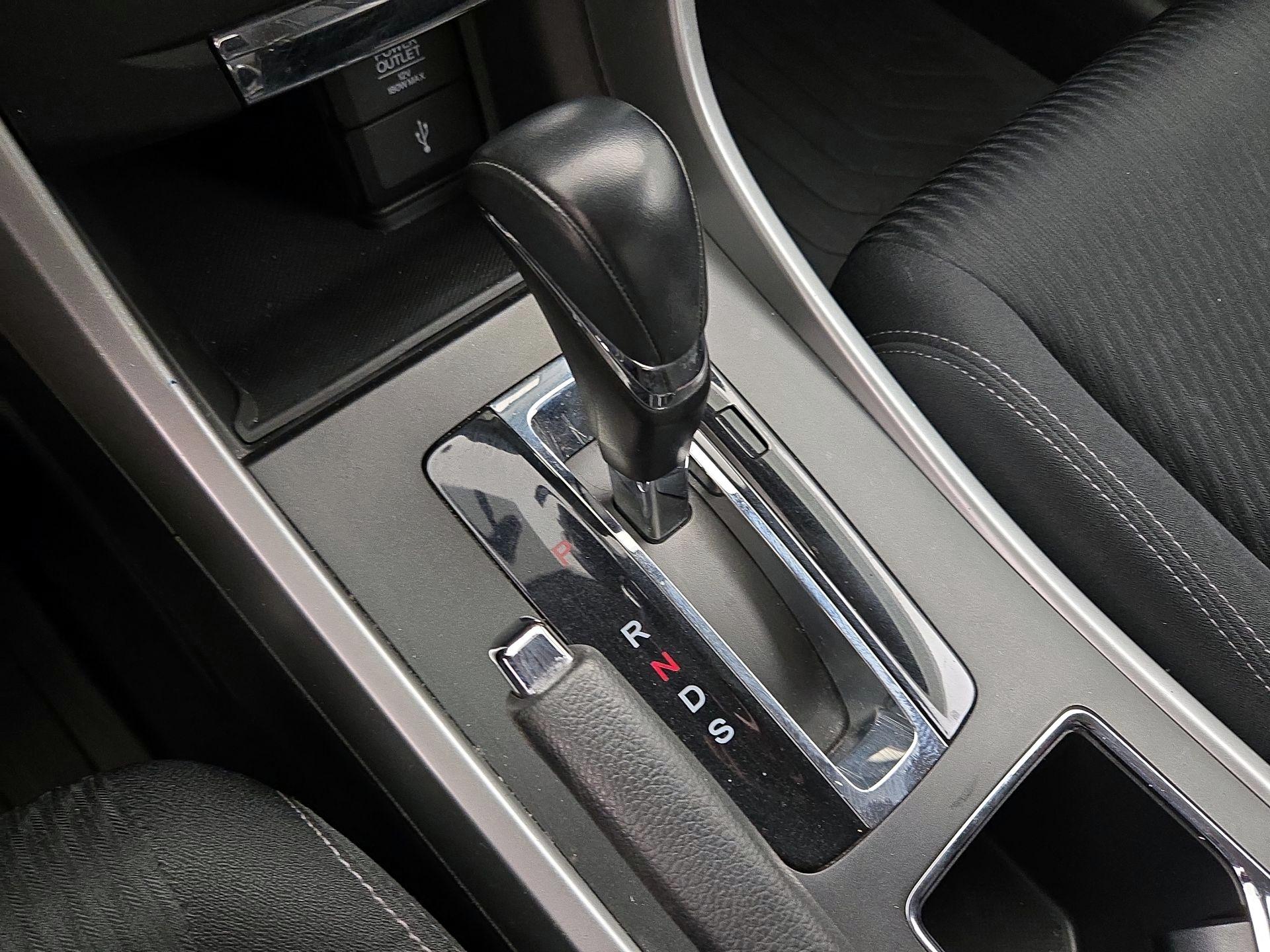 Thumbnail: 2014 Honda Accord - 17
