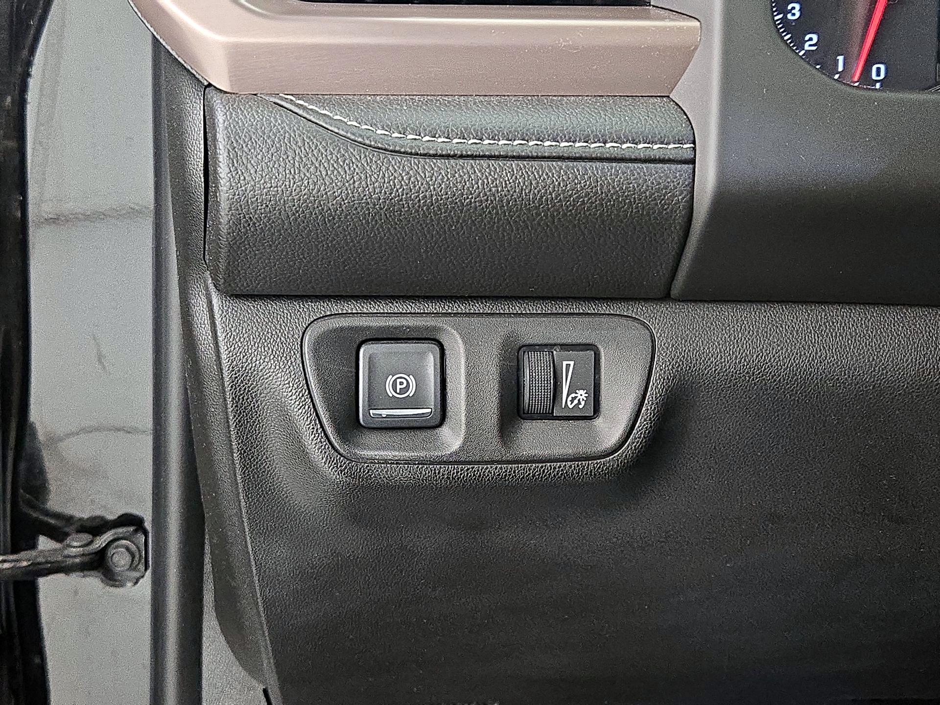Thumbnail: 2018 GMC Acadia - 13