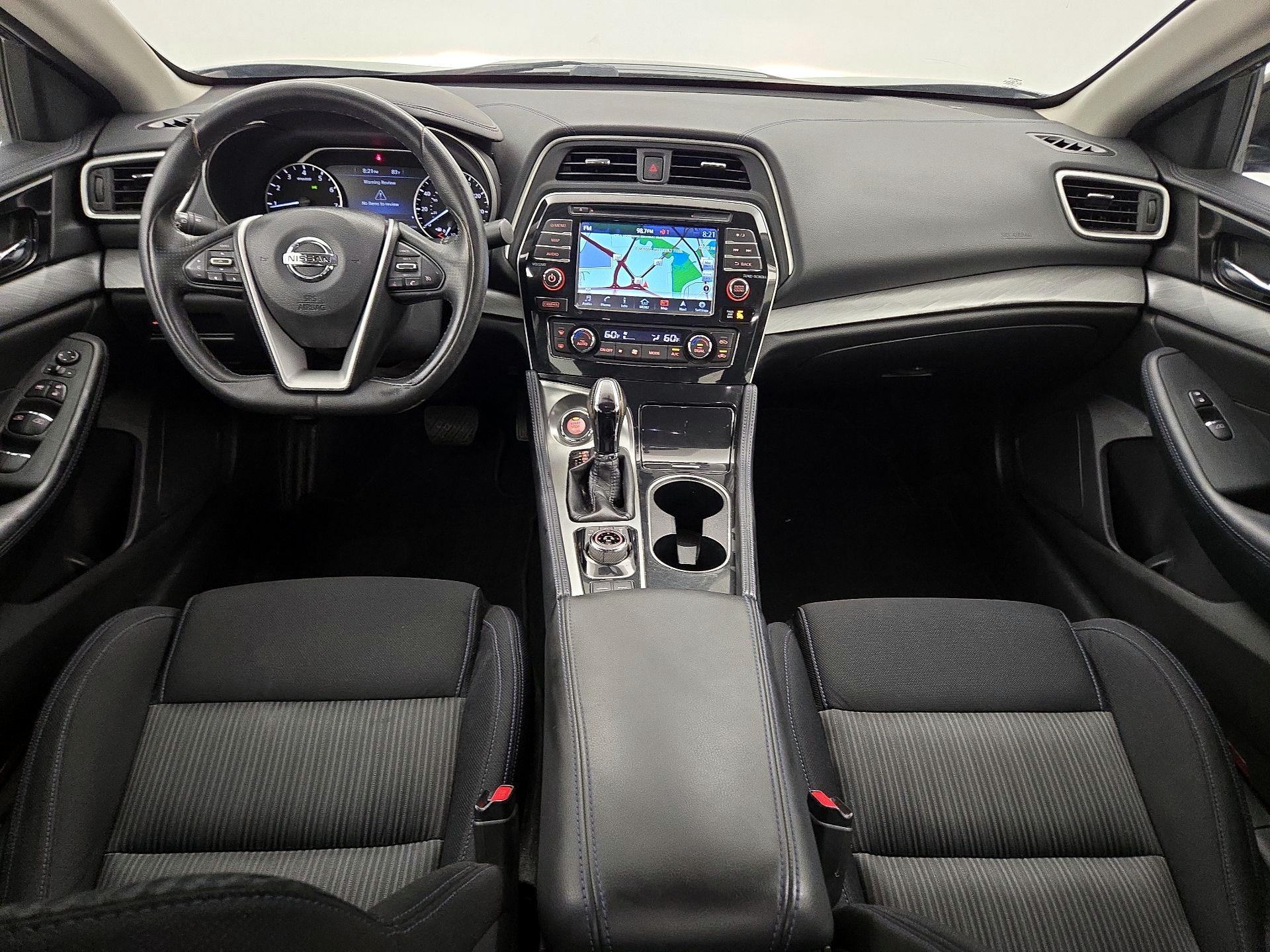 Thumbnail: 2017 Nissan Maxima - 9