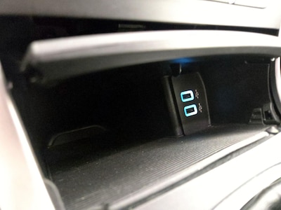 USB/AUX Ports