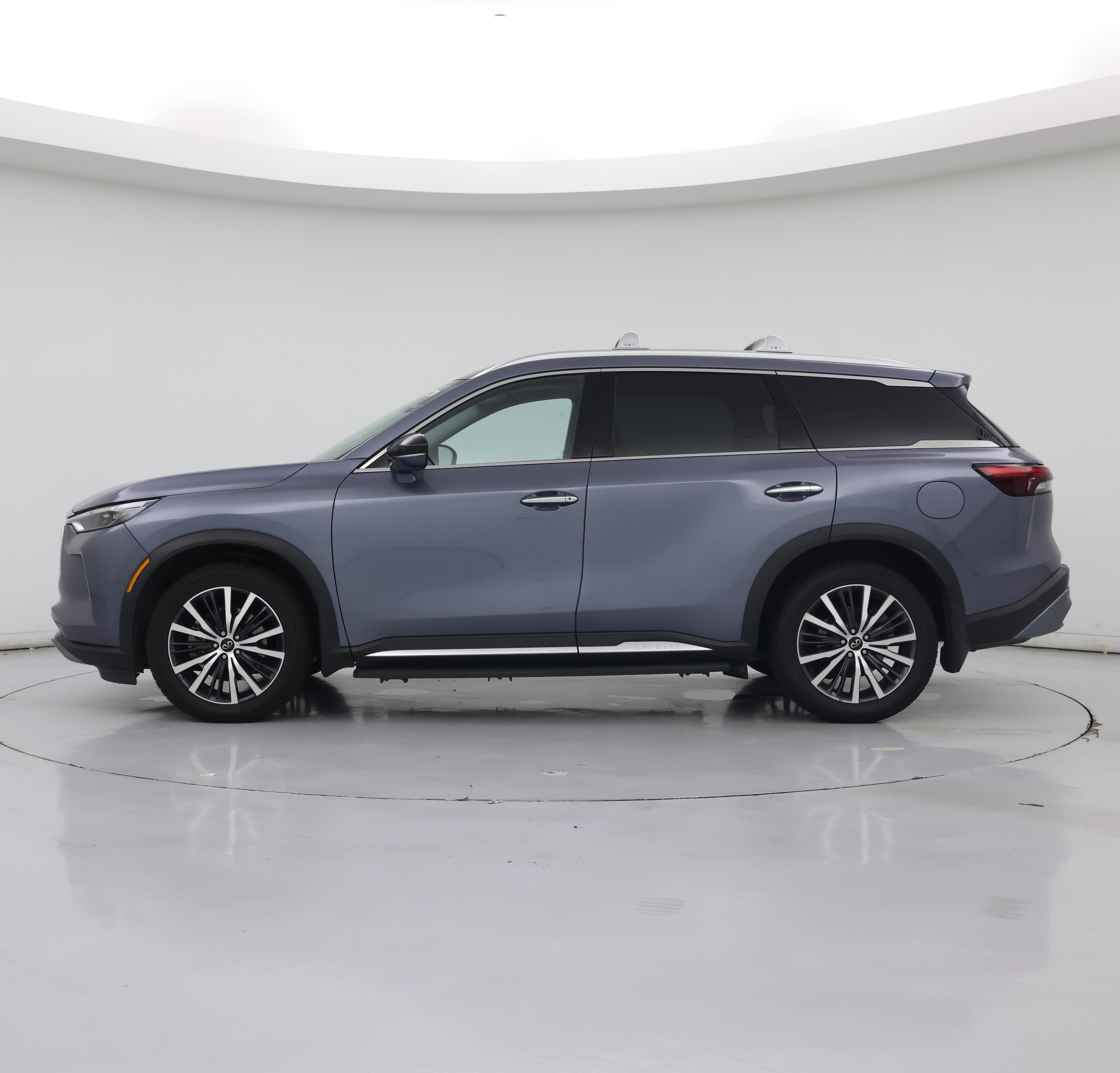 Thumbnail: 2023 INFINITI QX60 - 3