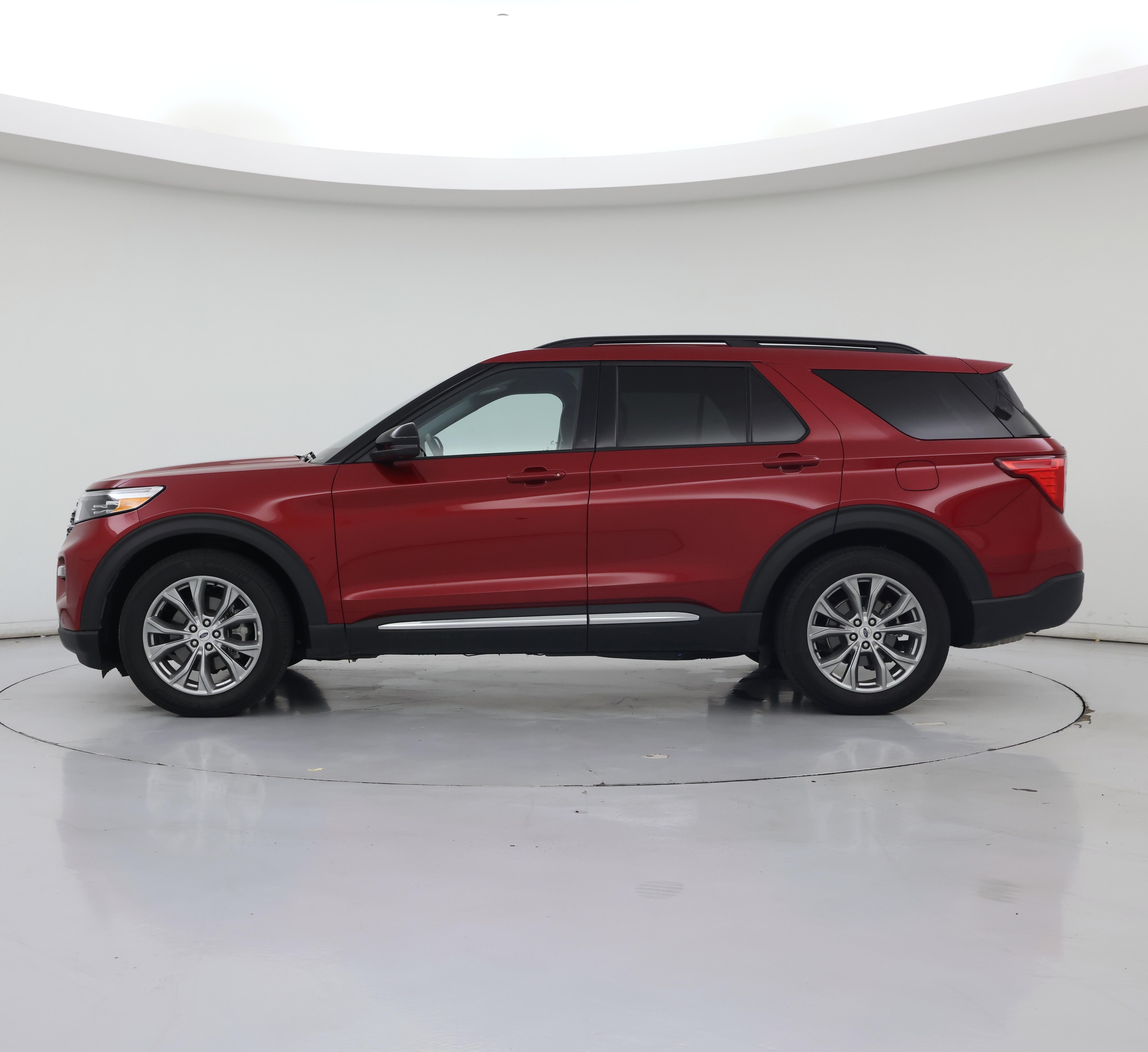Thumbnail: 2023 Ford Explorer - 3