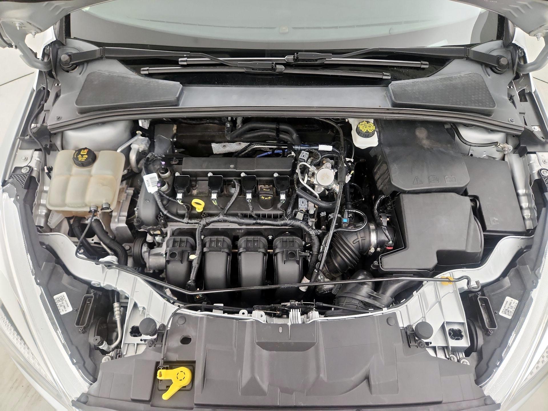 Thumbnail: 2017 Ford Focus - 19