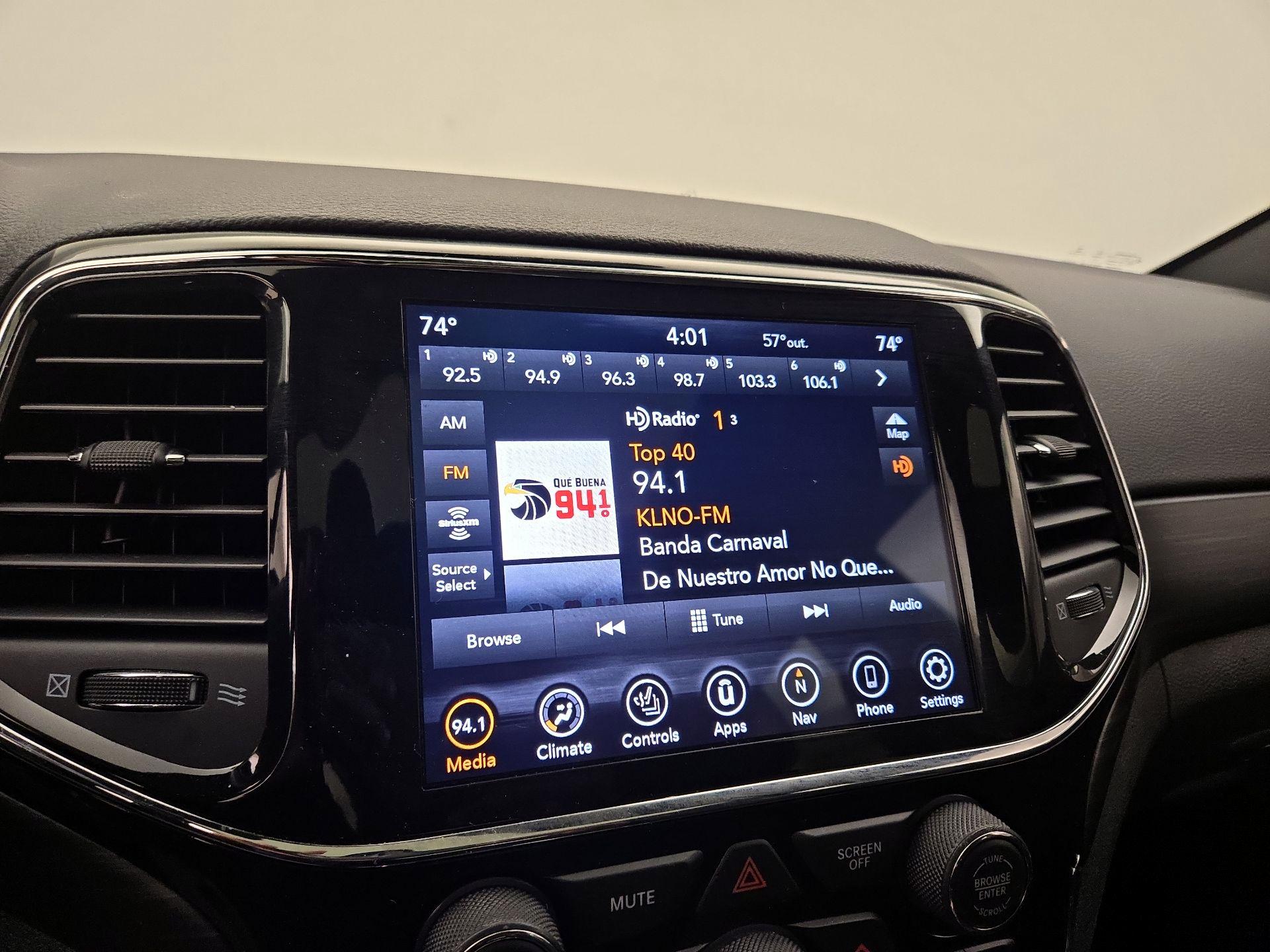 Thumbnail: 2021 Jeep Grand Cherokee - 16