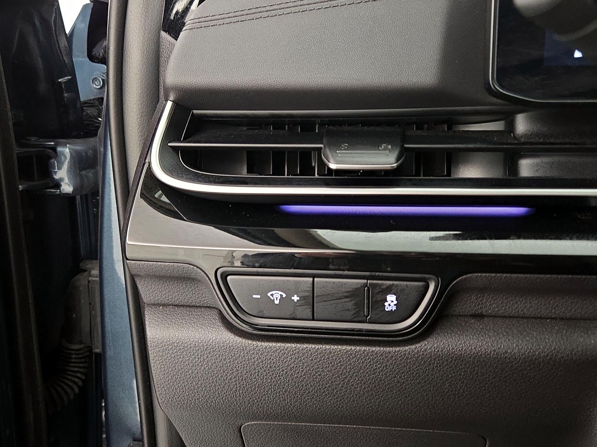 Thumbnail: 2025 Kia Carnival - 13