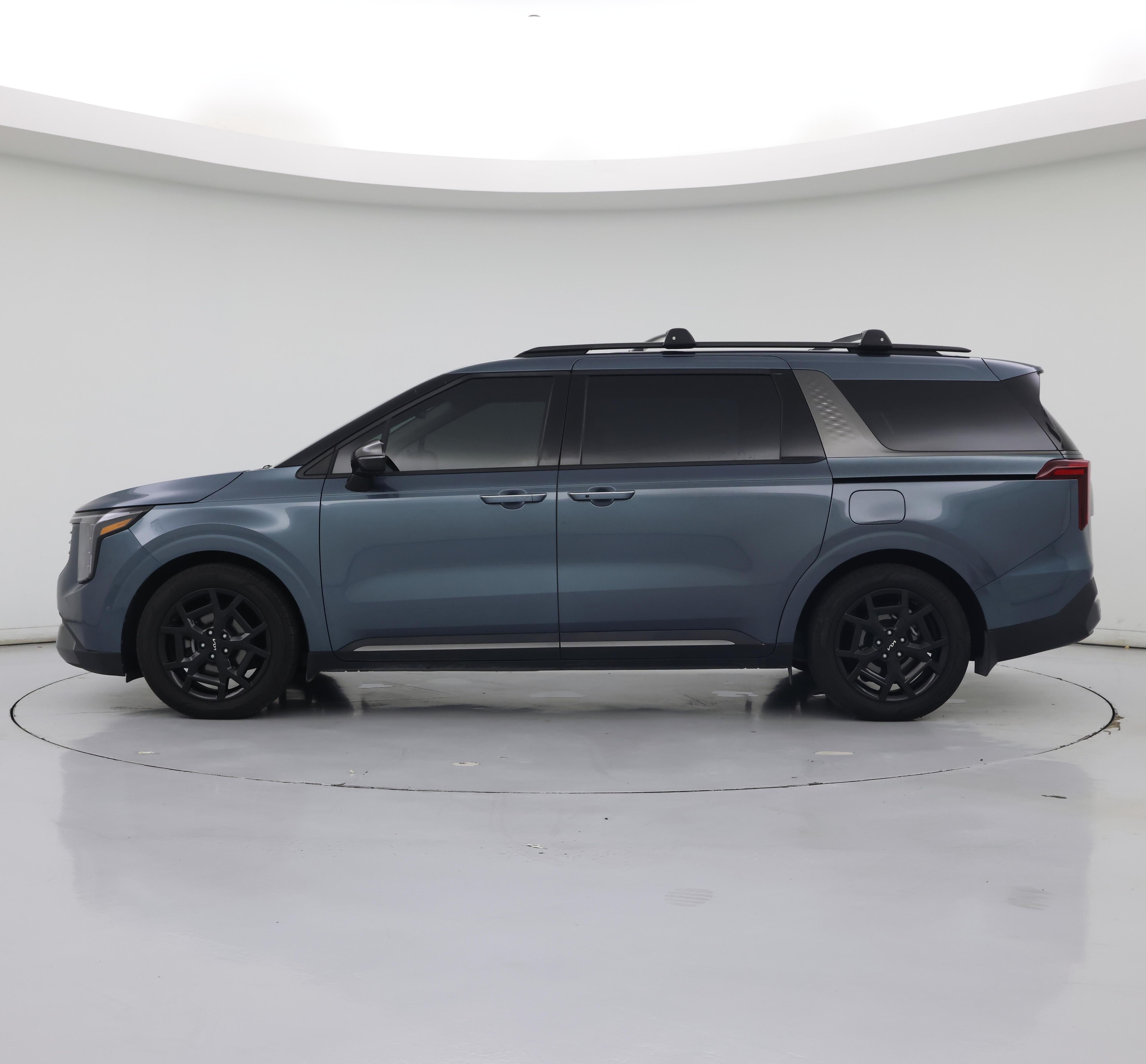 Thumbnail: 2025 Kia Carnival - 3