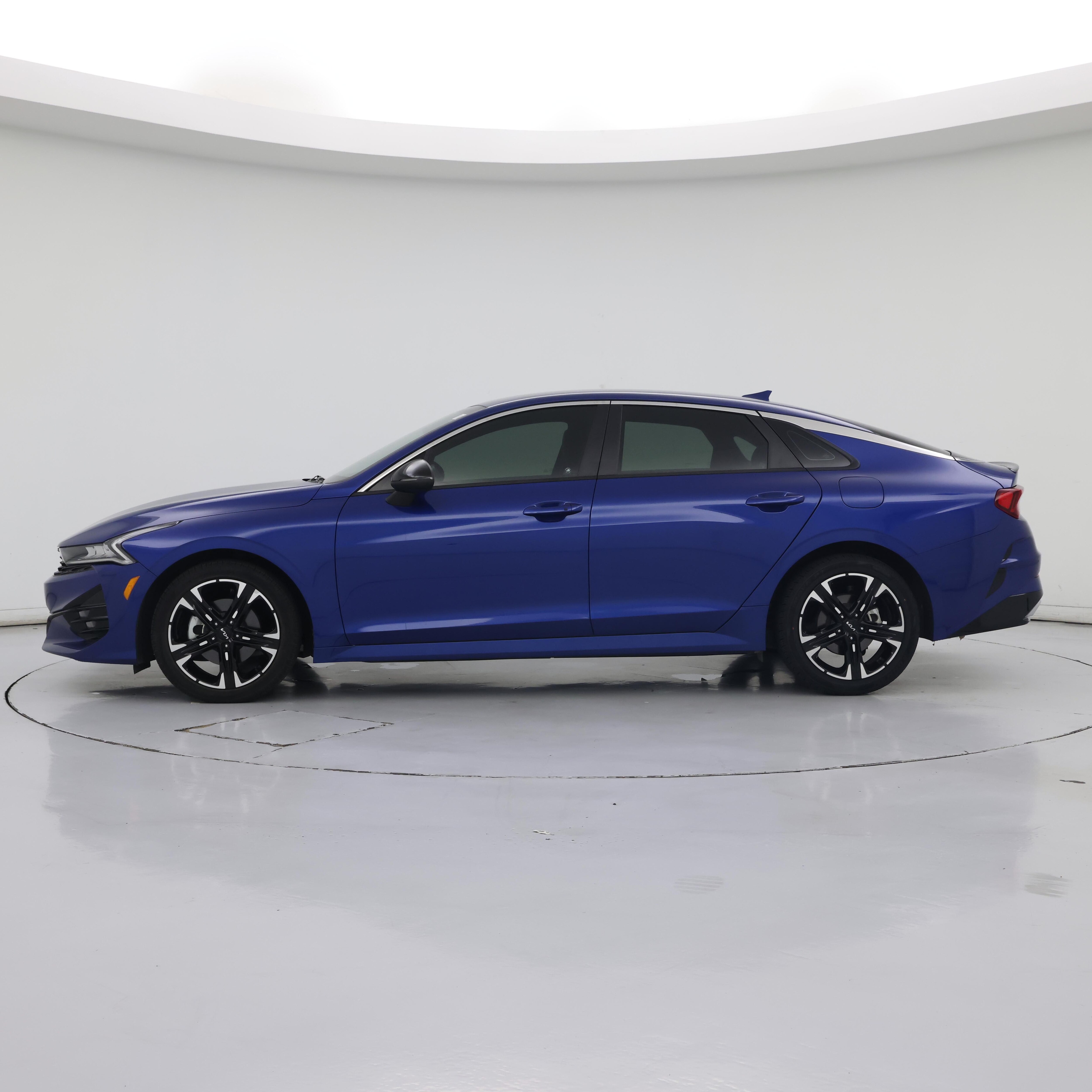 Thumbnail: 2023 Kia K5 - 3
