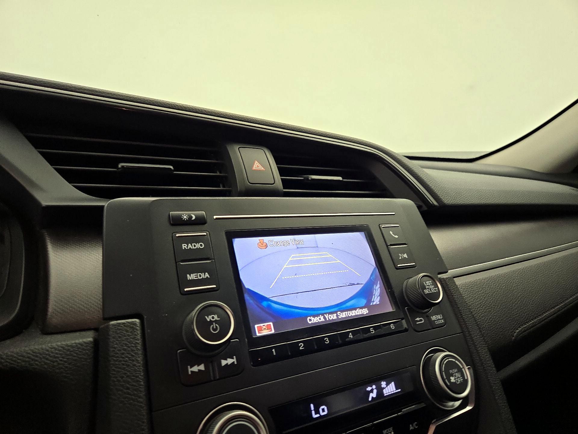 Thumbnail: 2016 Honda Civic - 14
