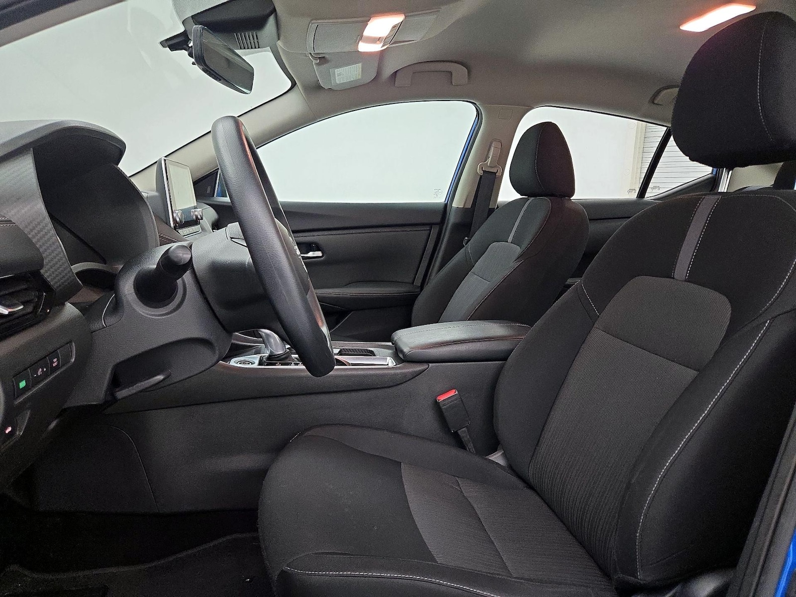 2025 Nissan Sentra SV - Photo 12