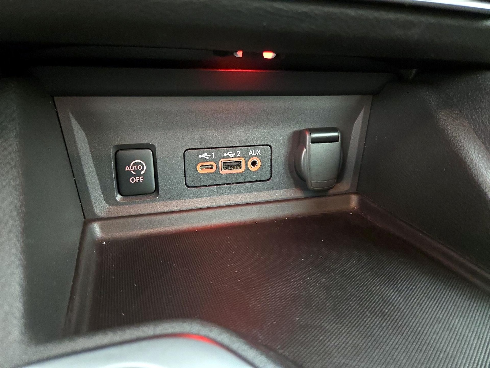 2025 Nissan Sentra SV - Photo 19