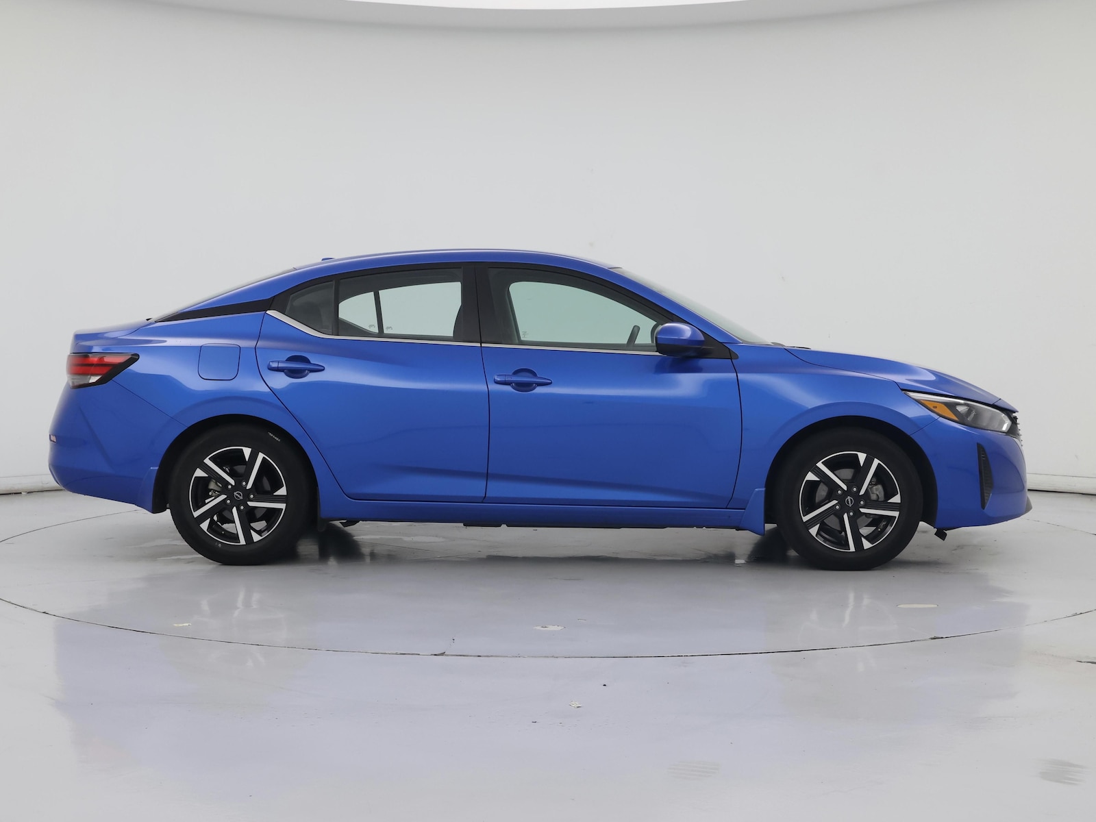 2025 Nissan Sentra SV - Photo 8