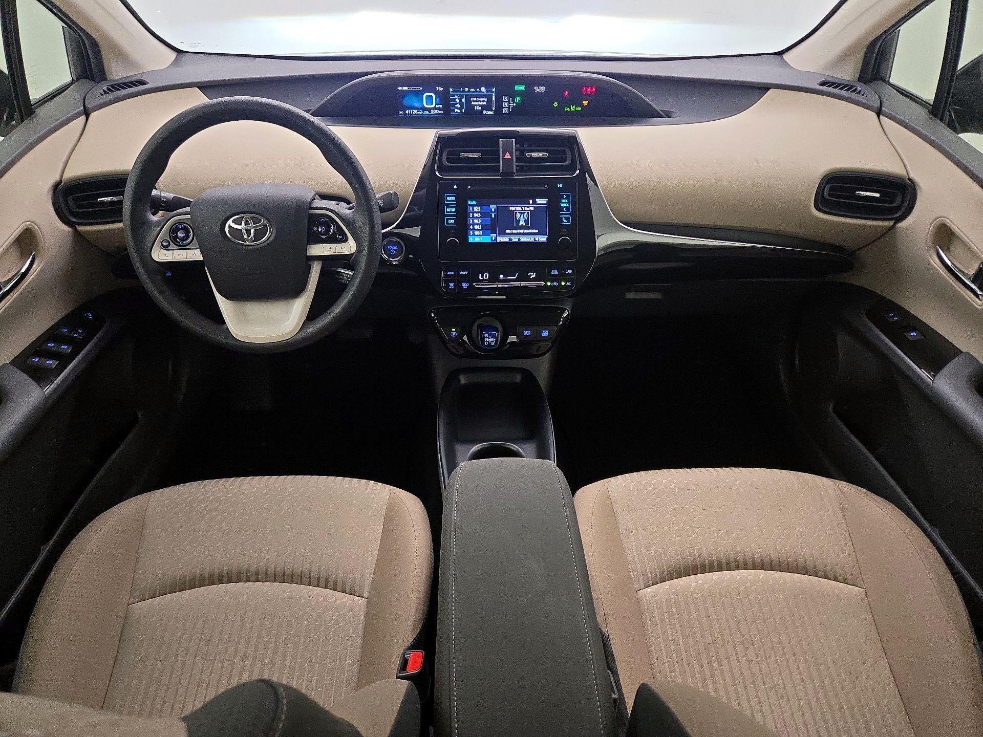 Thumbnail: 2018 Toyota Prius - 9