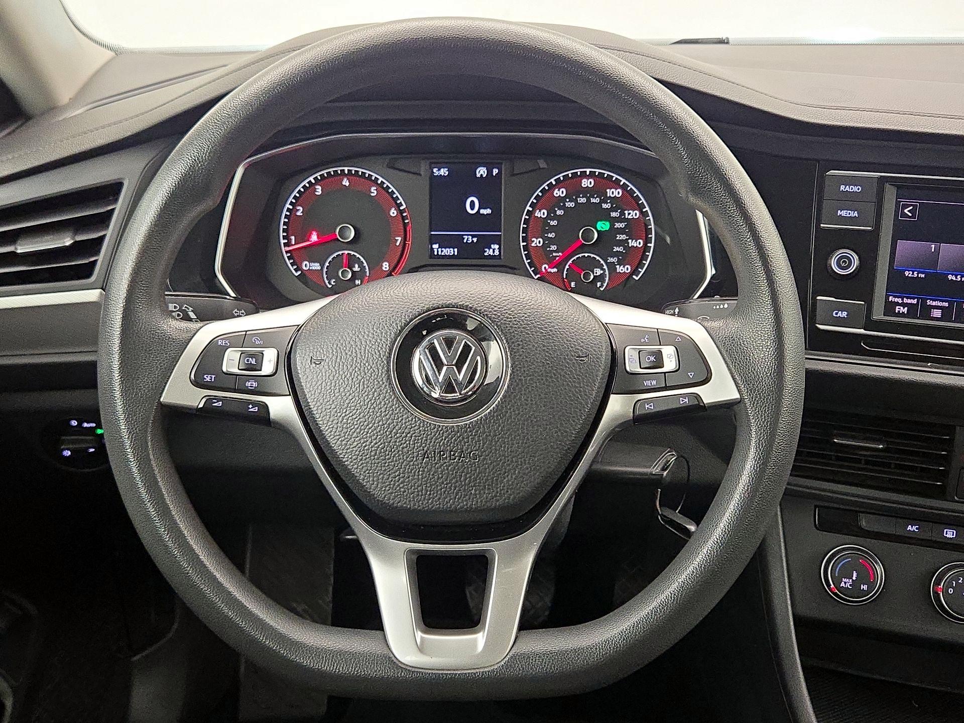 Thumbnail: 2019 Volkswagen Jetta - 10