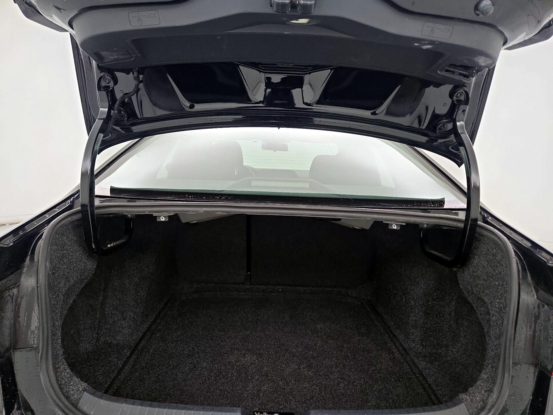 Thumbnail: 2019 Volkswagen Jetta - 20