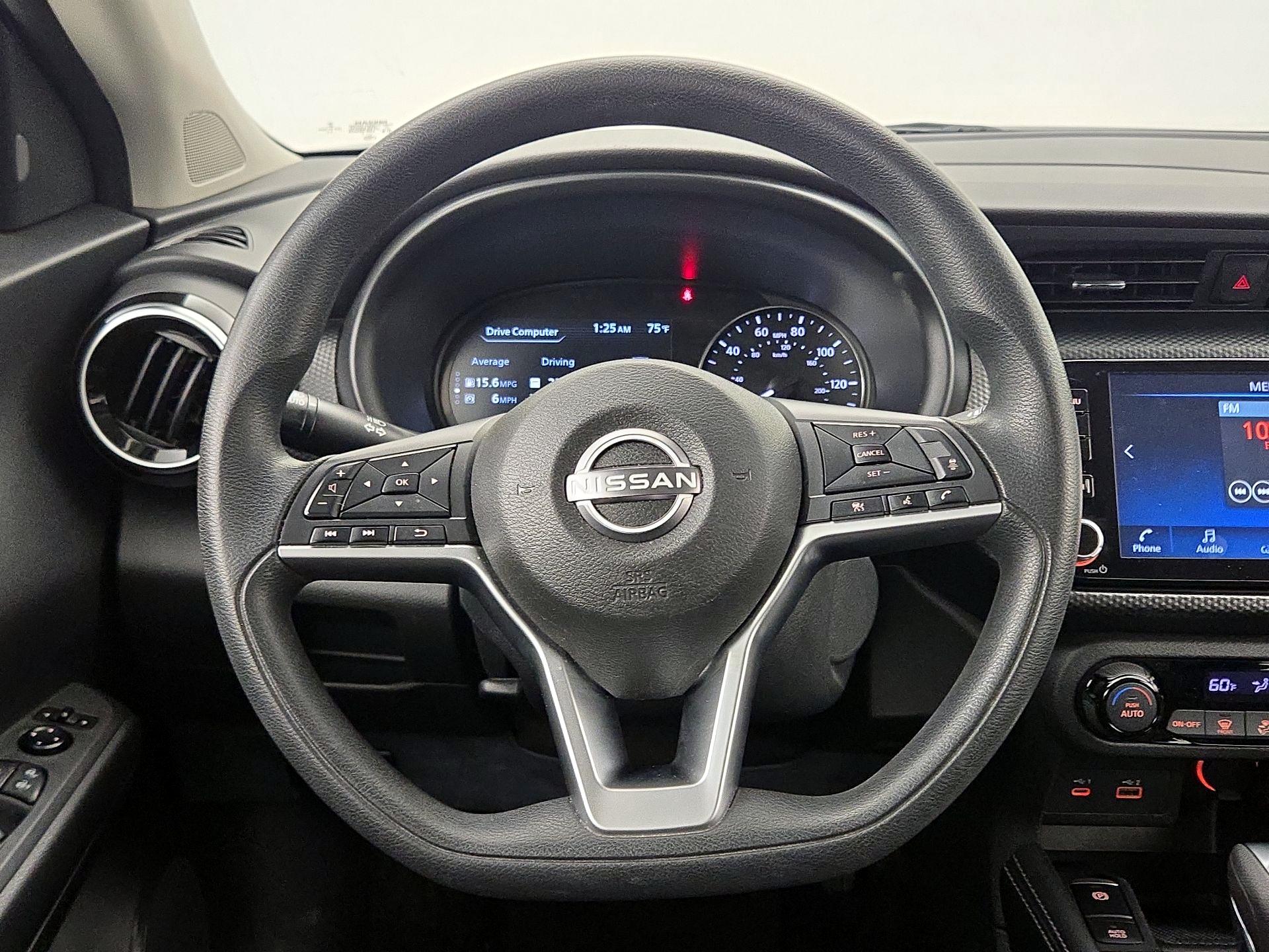 Thumbnail: 2022 Nissan Kicks - 10