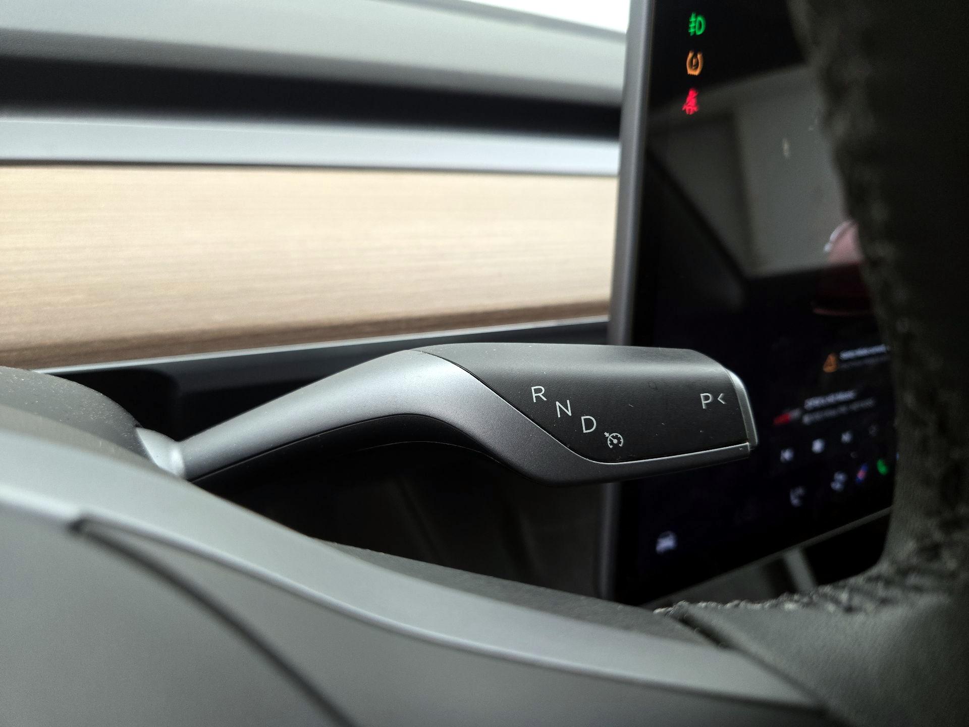 Thumbnail: 2023 Tesla Model 3 - 17