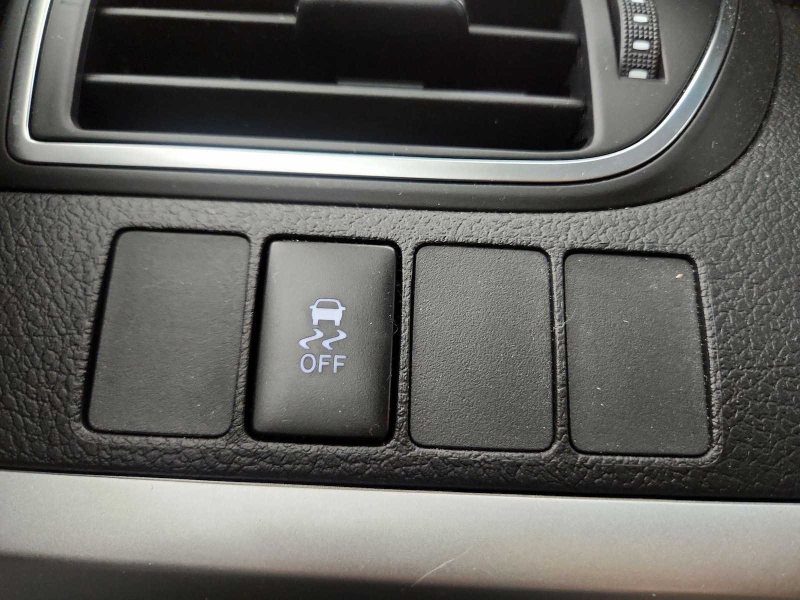 2017 Toyota Camry SE - Photo 14