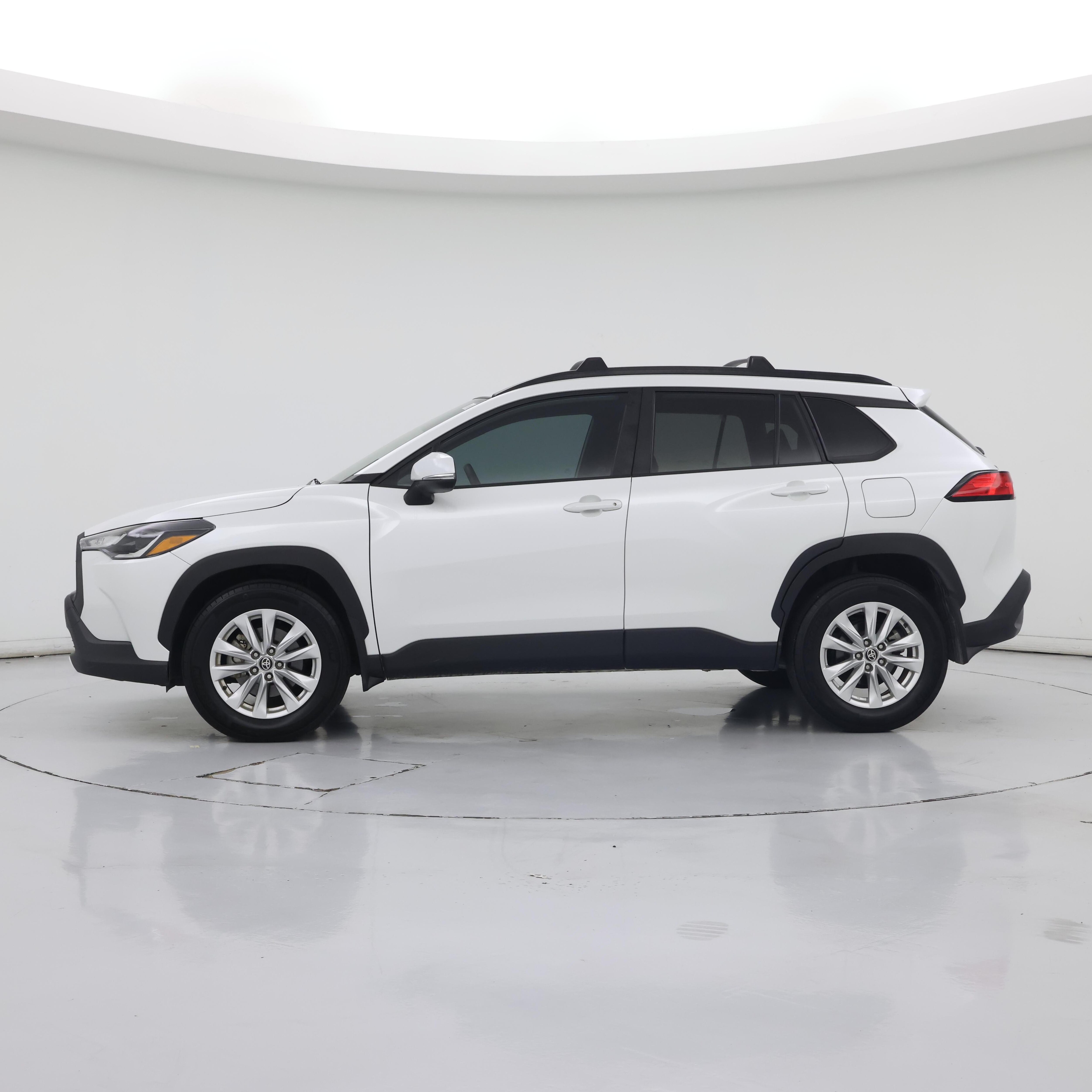 Thumbnail: 2024 Toyota Corolla Cross - 3