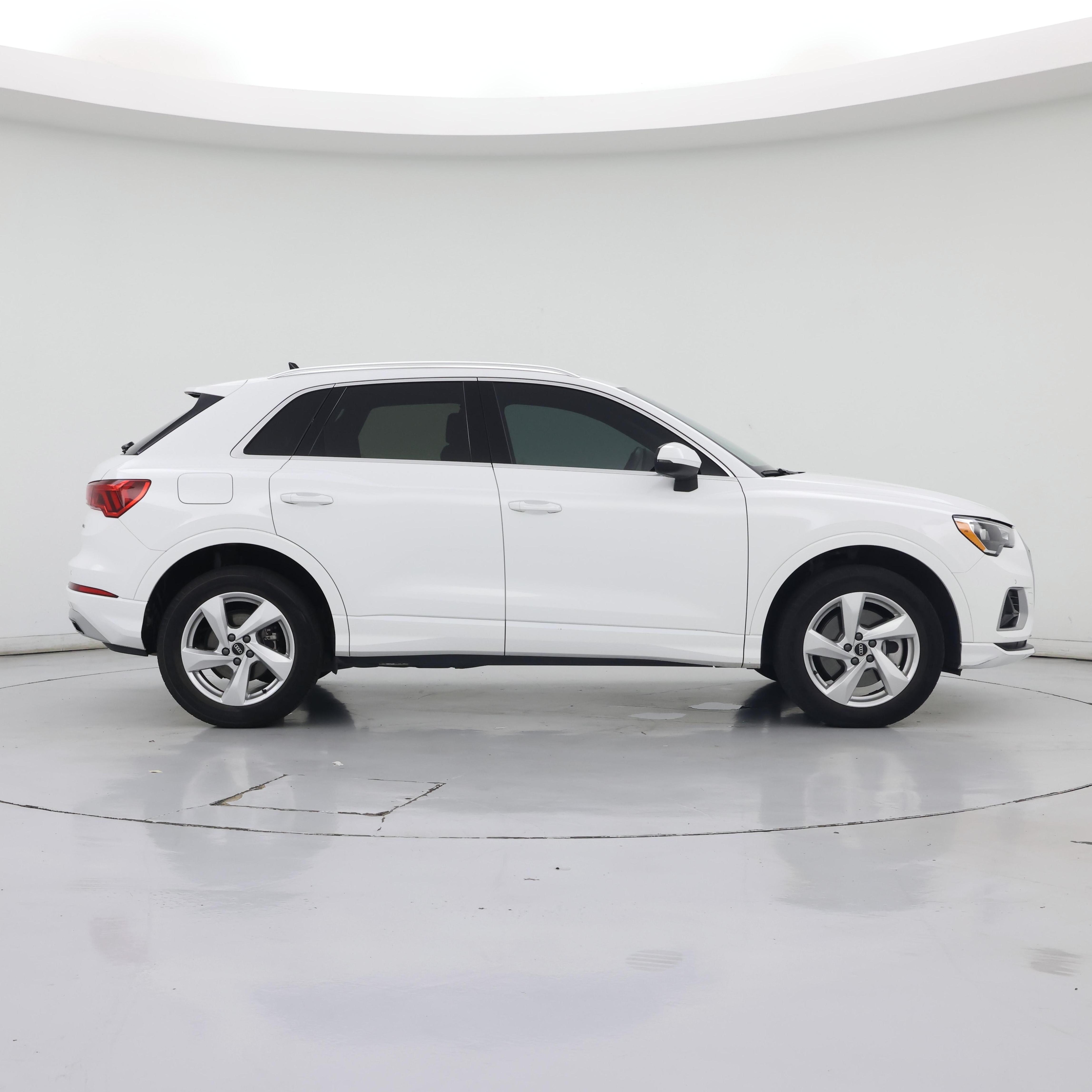 Thumbnail: 2022 Audi Q3 - 7