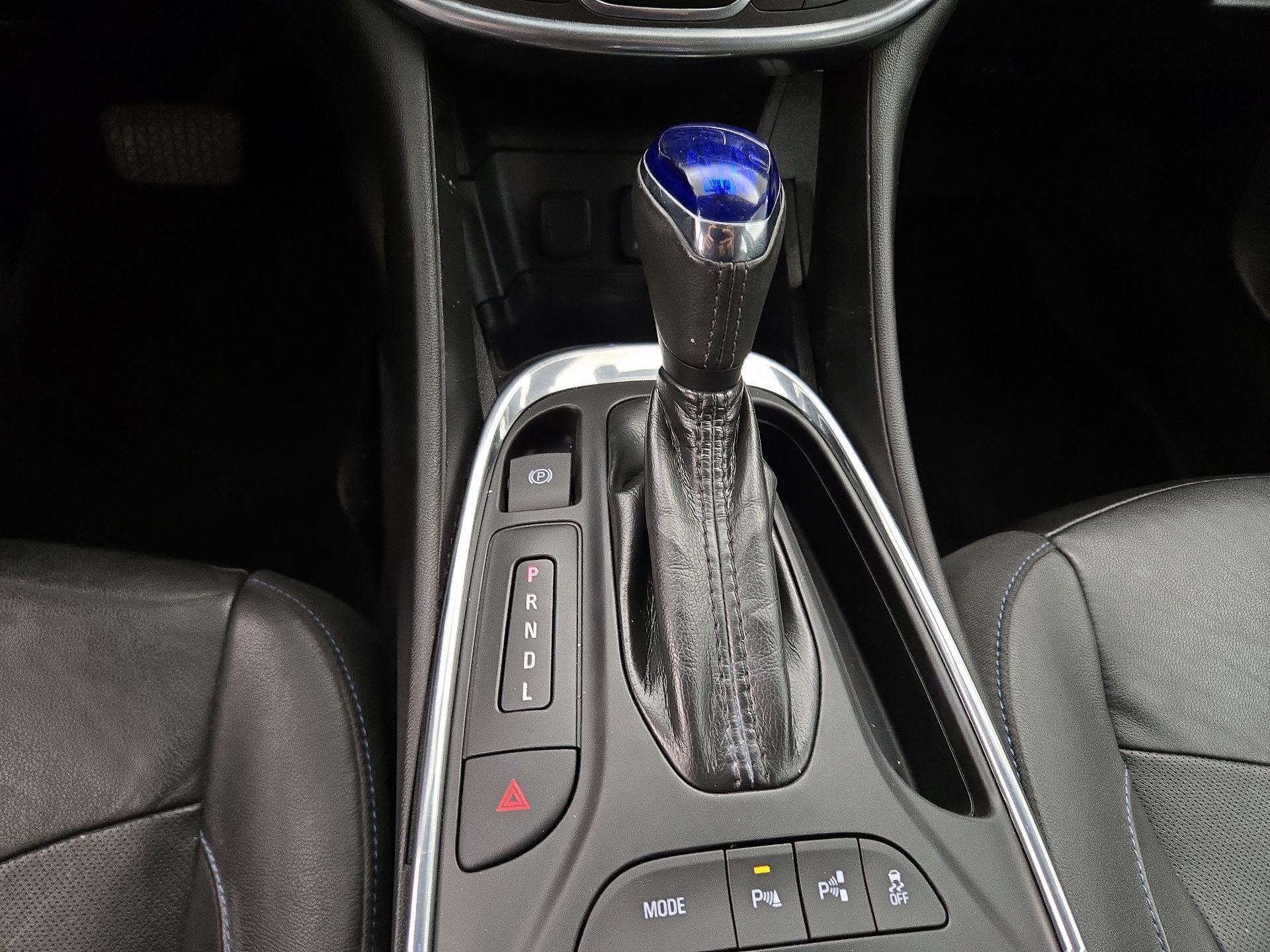 Thumbnail: 2017 Chevrolet Volt - 18