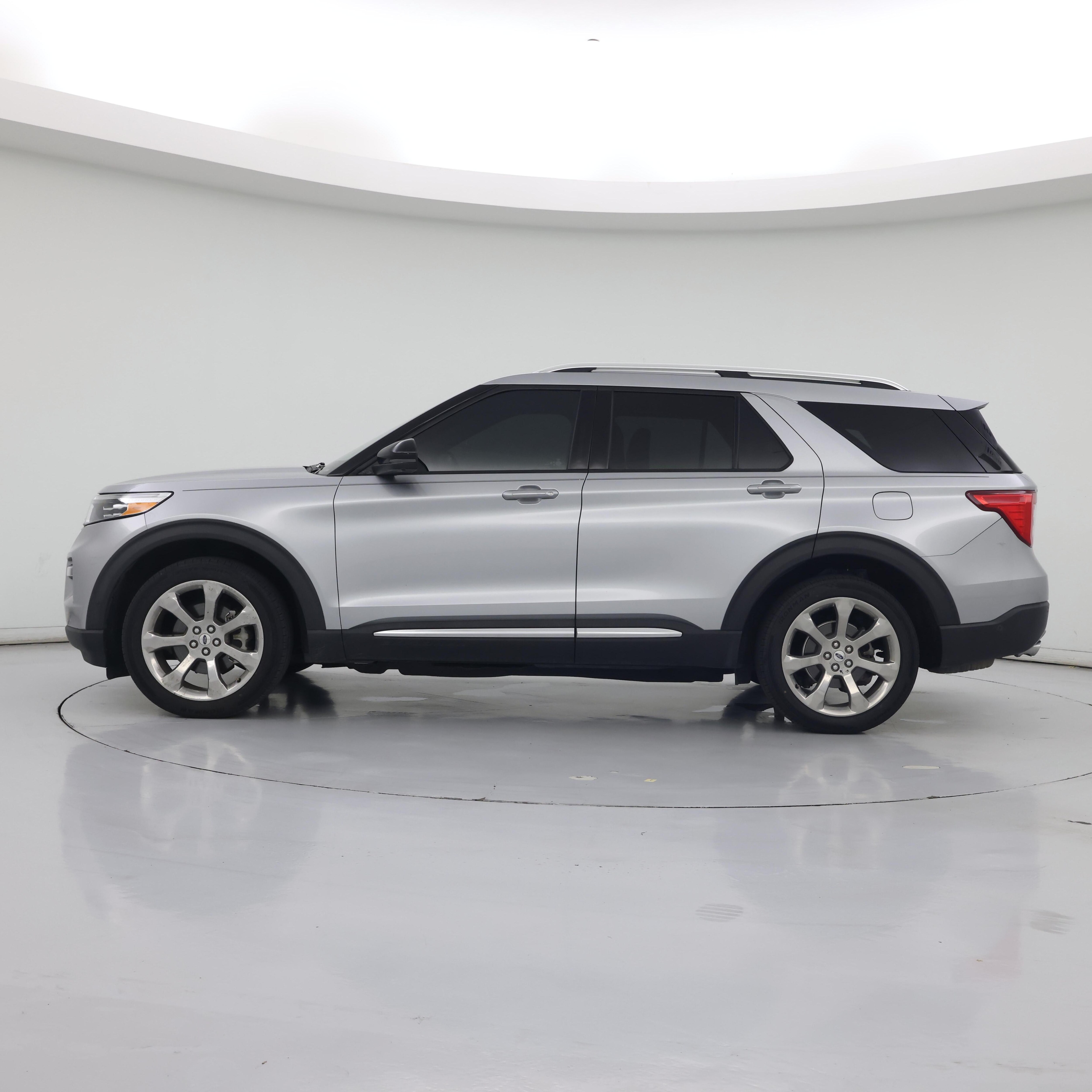 Thumbnail: 2020 Ford Explorer - 3